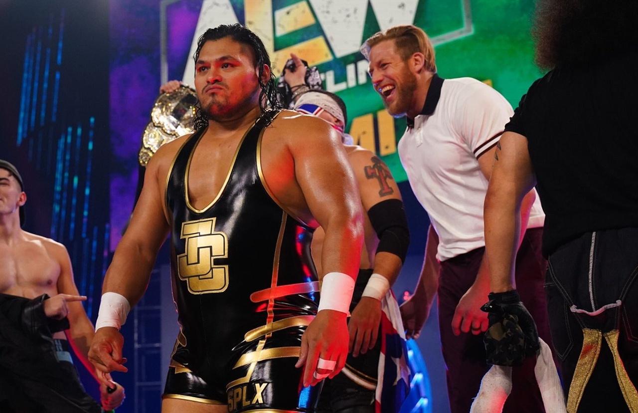 身高178厘米、體重260磅的職業摔角選手Jeff Cobb。(X)