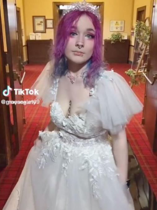 網民:留著電子表單,看清那些有問題的人。(網上截圖)