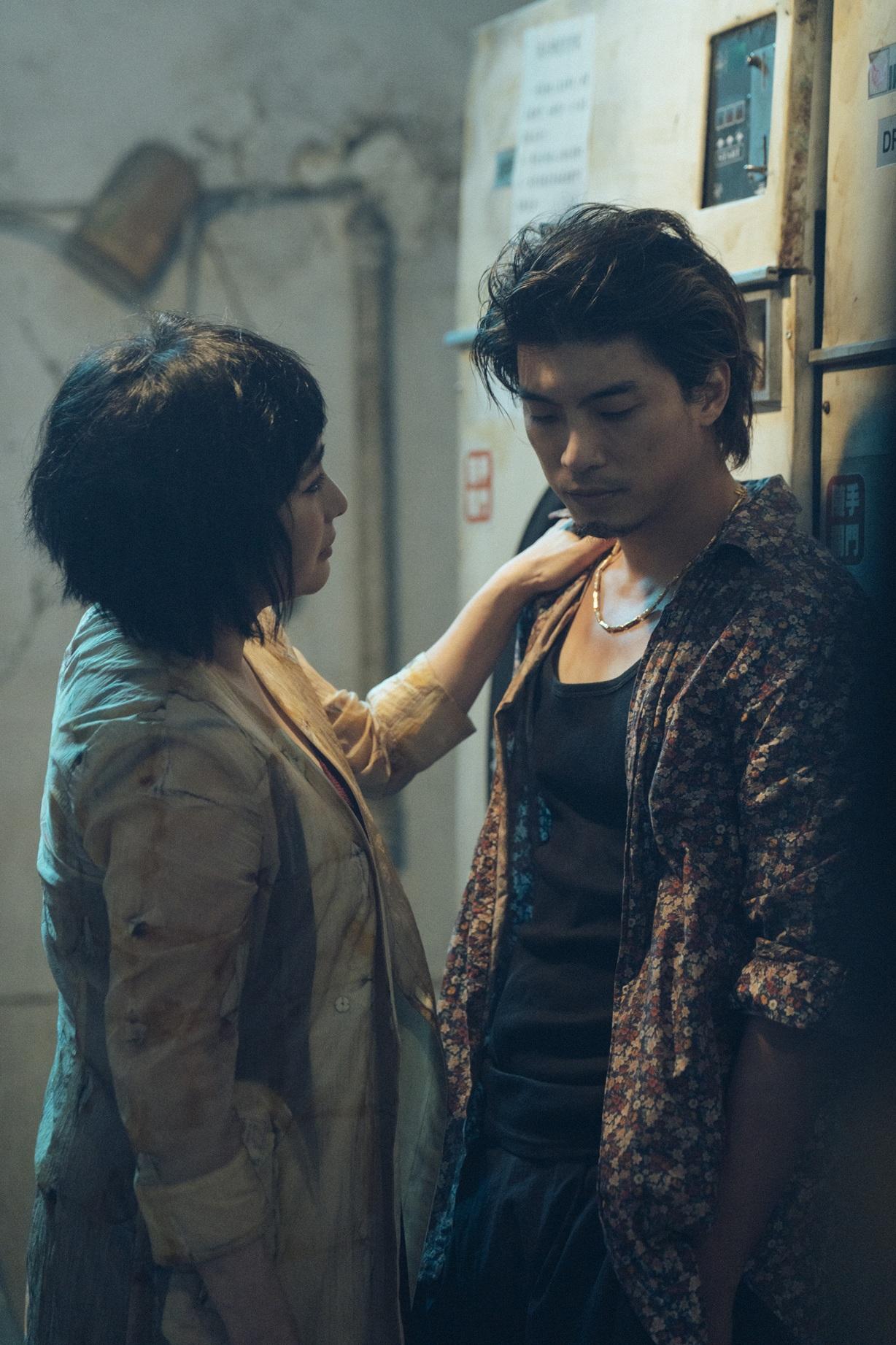 再與錢人豪合作,何超儀稱兩人多了默契。