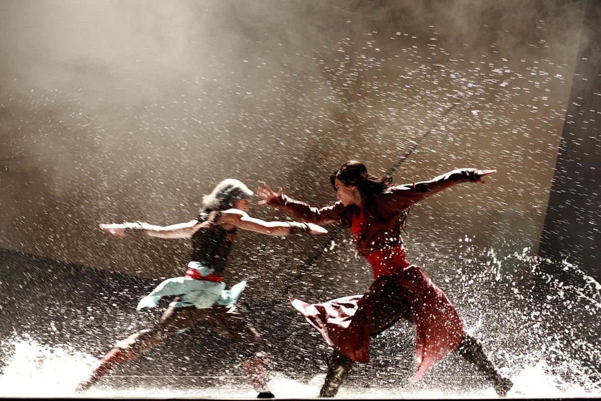 香港舞蹈團再把《風雲》這故事改篇成舞劇。