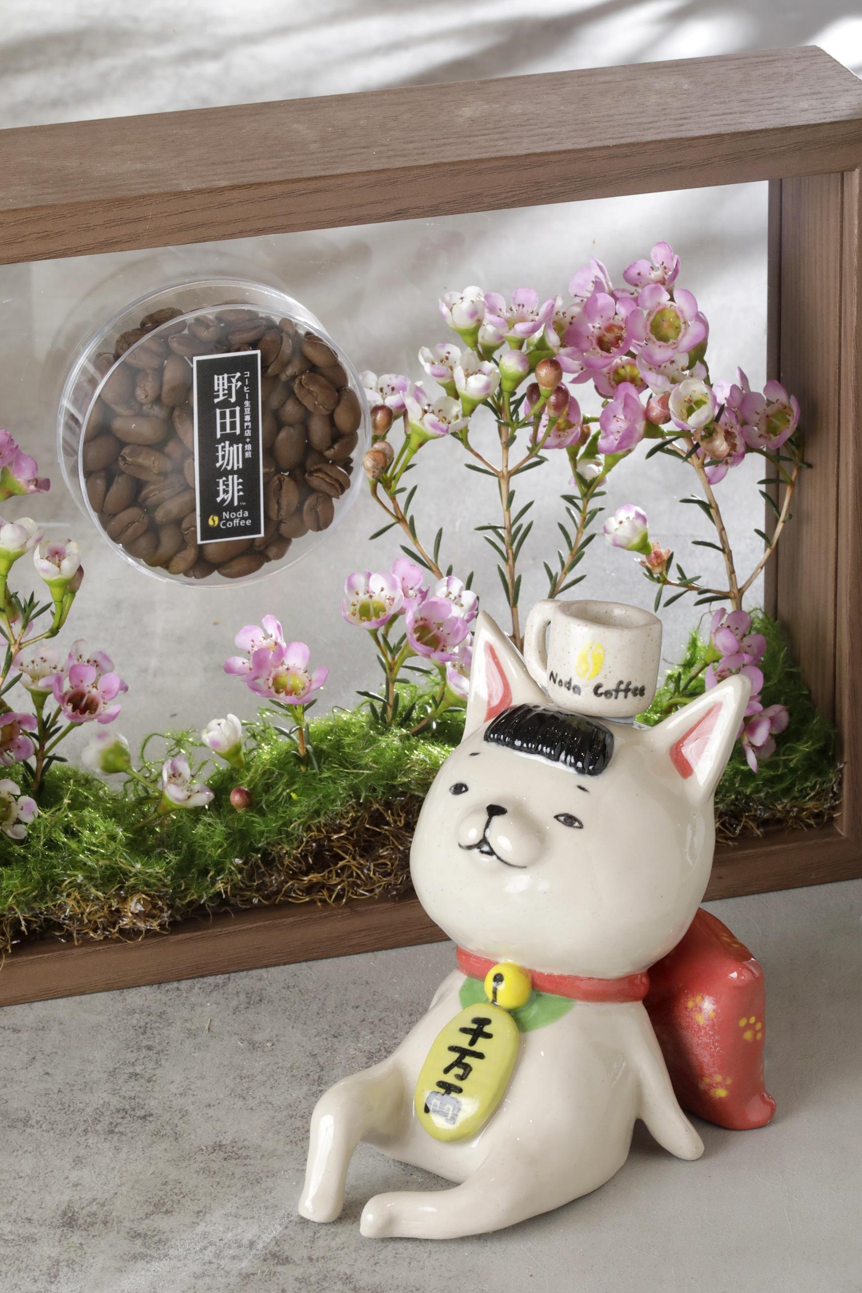 咖啡迷與藝術人,可以一邊呷著精品咖啡,一邊欣賞本土創作。