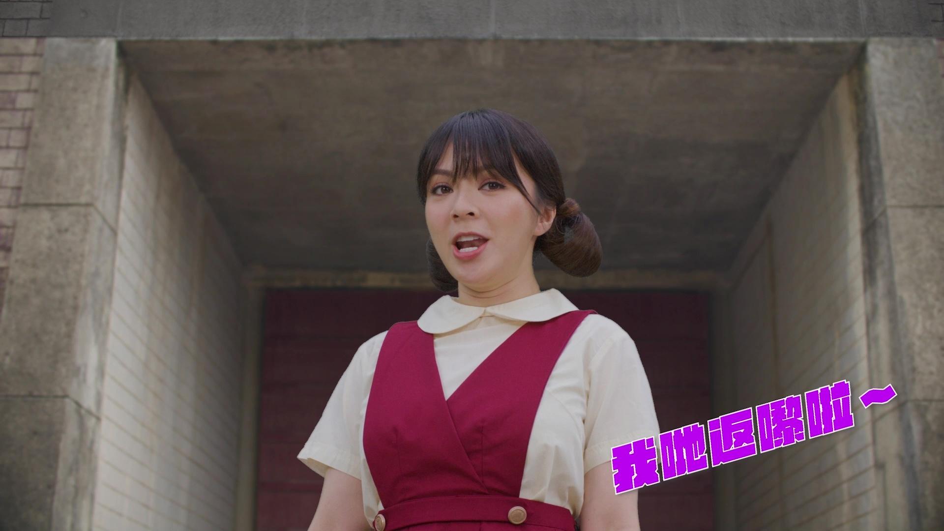 JW化身《魷魚遊戲》的木頭人孖辮公仔。