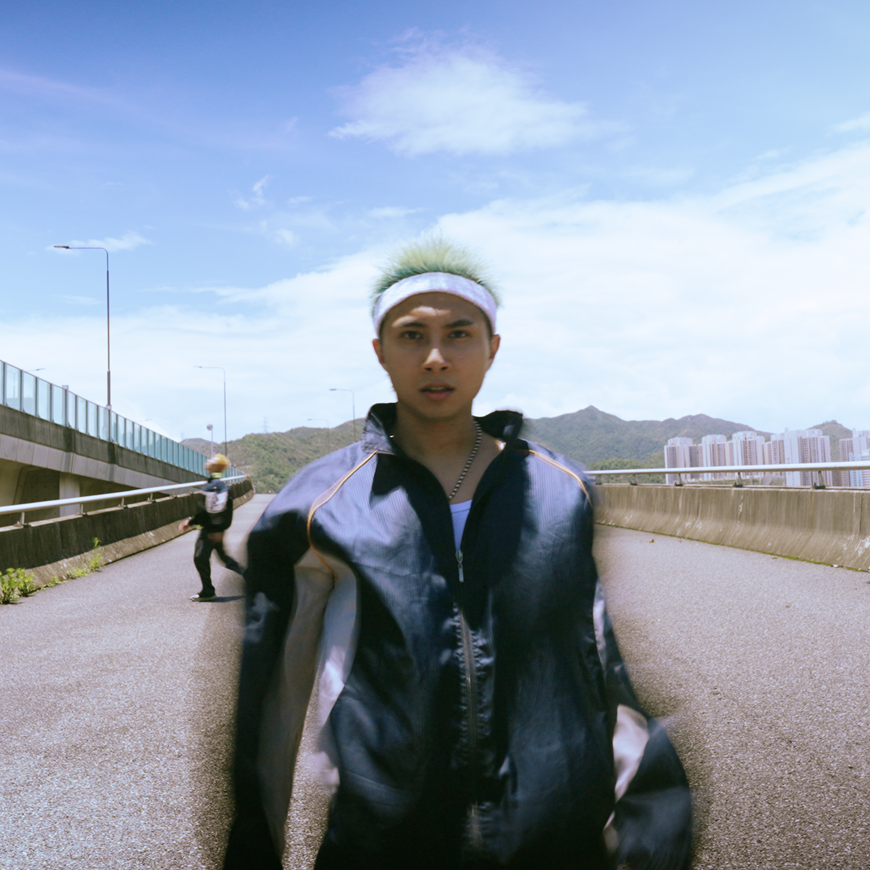 《Sorry呢度係香港》、《天水圍GangGang》都是Billy Choi膾炙人口的金曲。