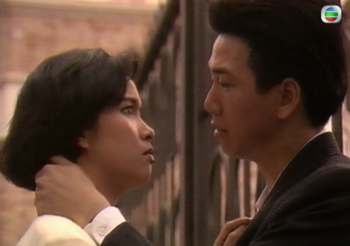 邵美琪、溫兆倫是90年代公認「最佳螢幕情侶」。