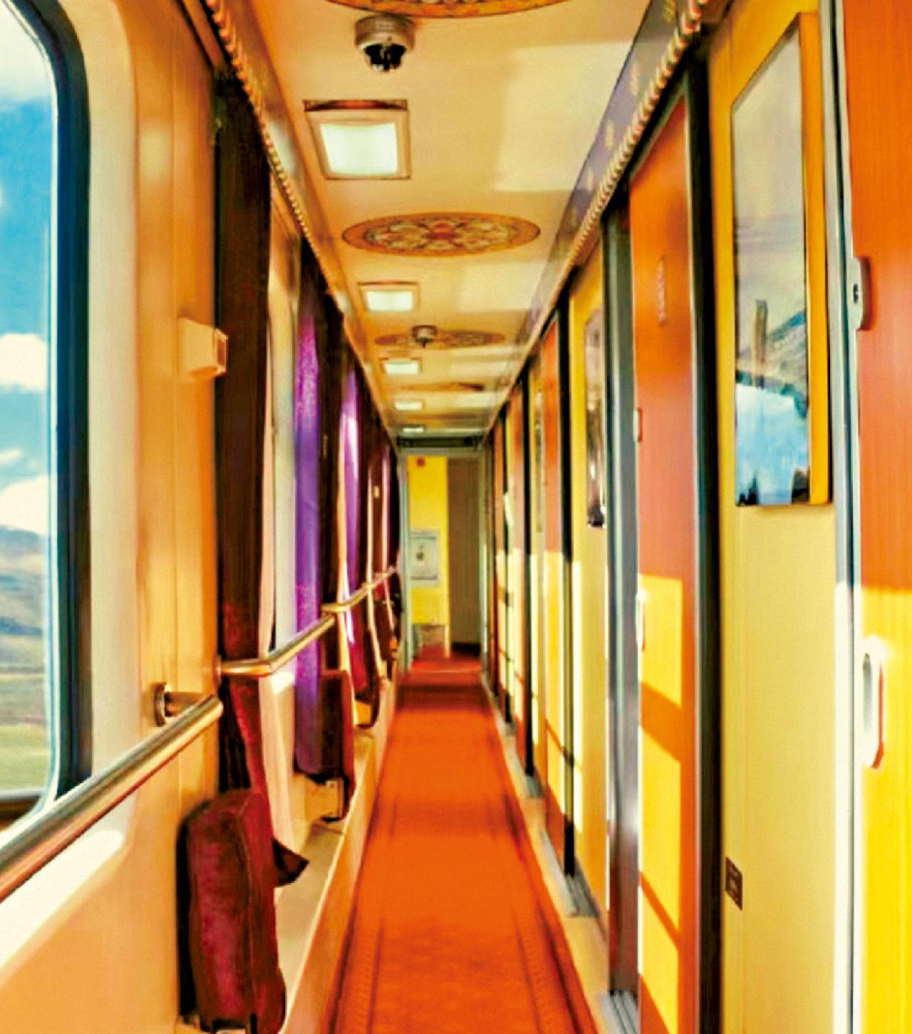 大象號青藏高原列車