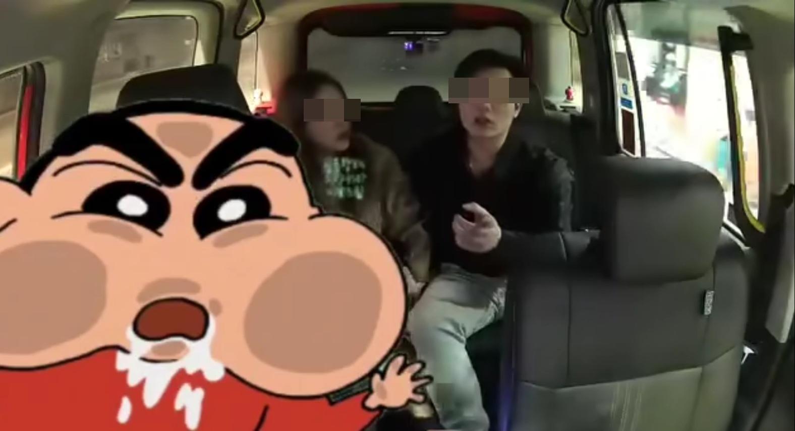 男乘客要求司機繼續開車。(網片截圖)