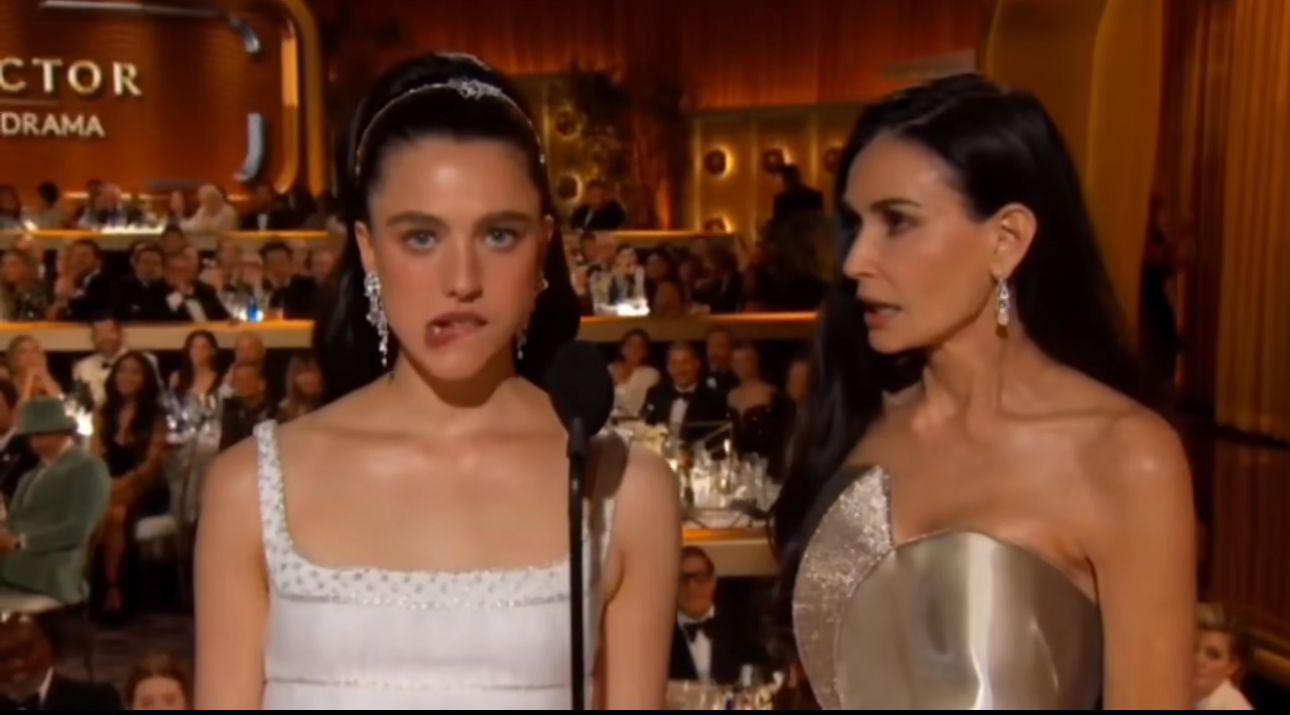 《完美物質》的狄美摩亞聯同拍檔瑪嘉烈戈利一齊頒獎。