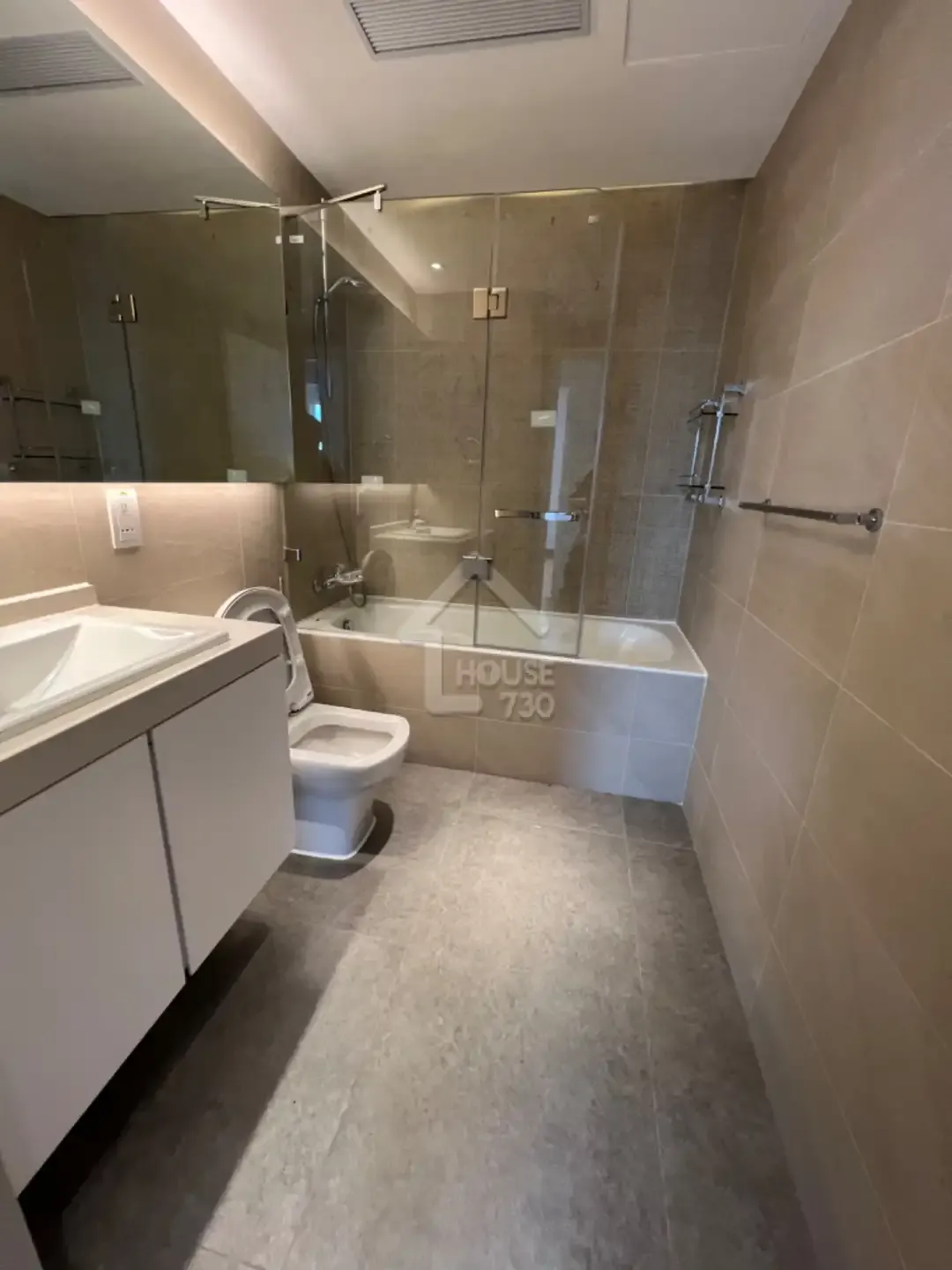 五索入住的山頂大宅應該只屬租住性質。(house730網站圖片)