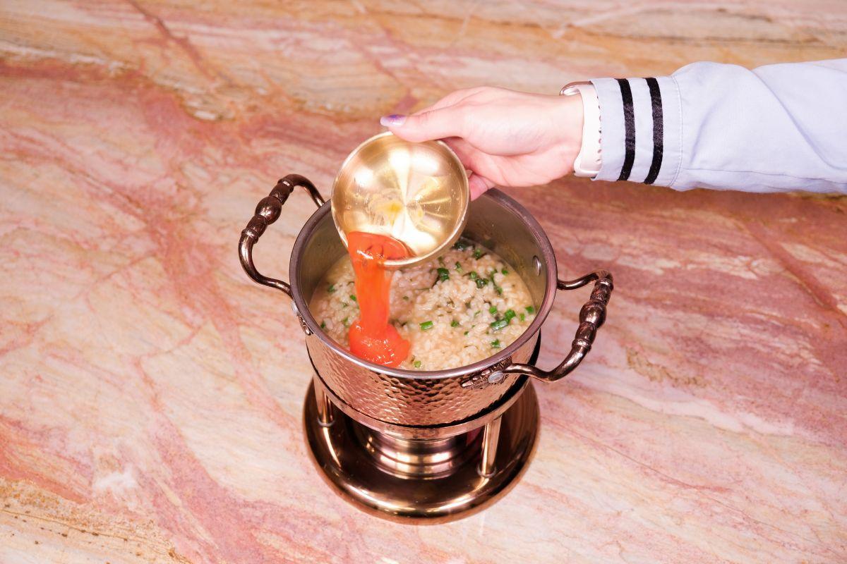 熄火後加入日本雞蛋。