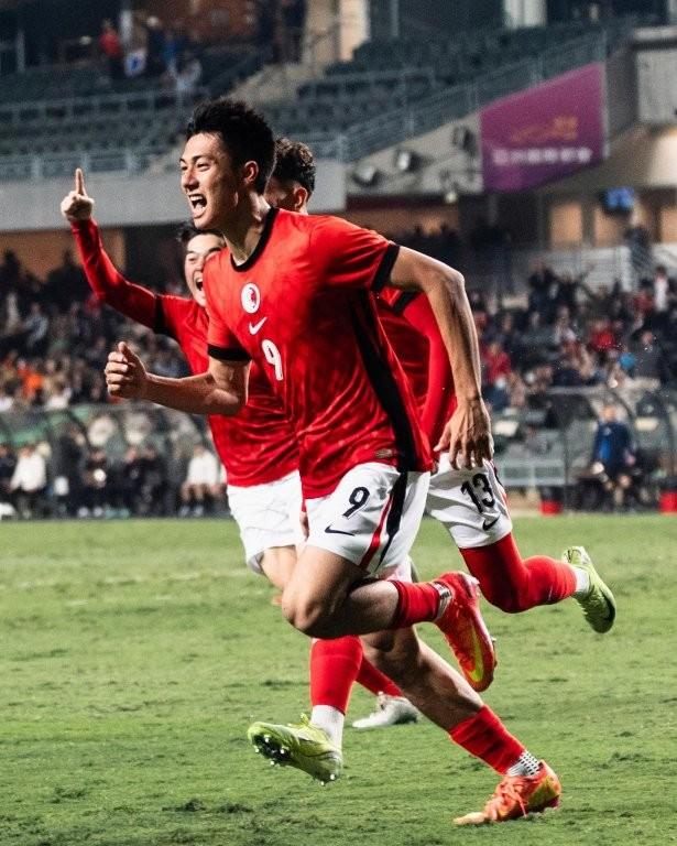 劉家喬慶祝入球。