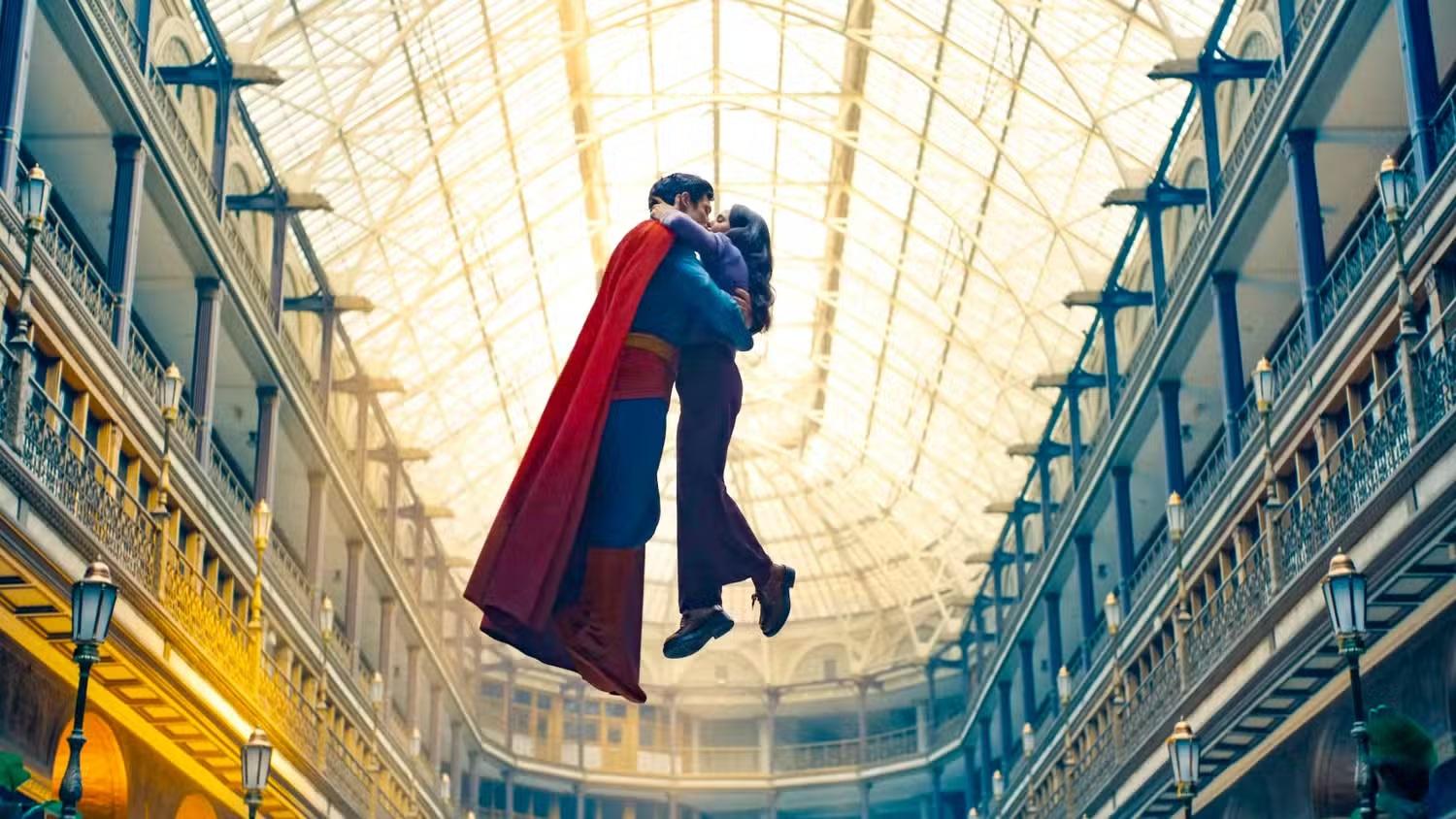 31歲美國男星David Corenswet飾演超人。