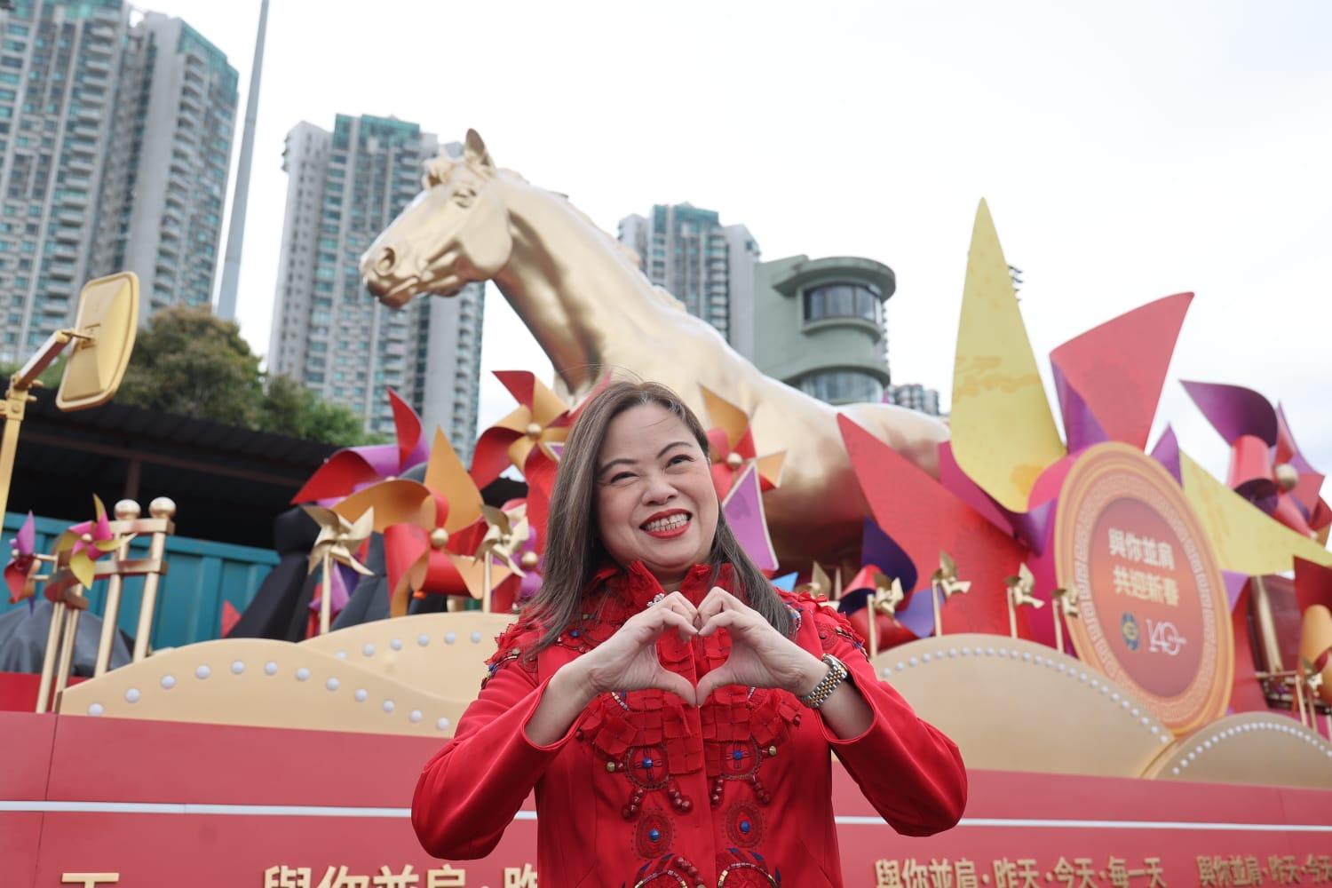 文化體育及旅遊局局長羅淑佩出席「2025農曆新年賽馬日」後會見傳媒