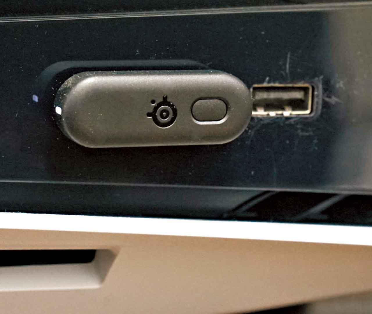 SteelSeries Arctis GameBuds耳機