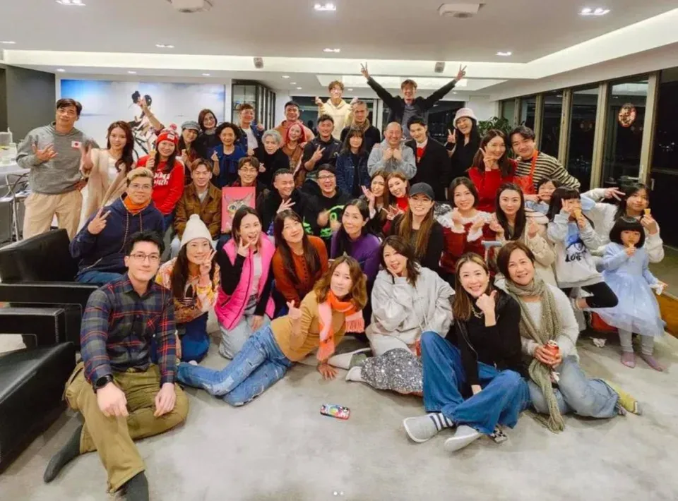 半百團友齊集飯聚