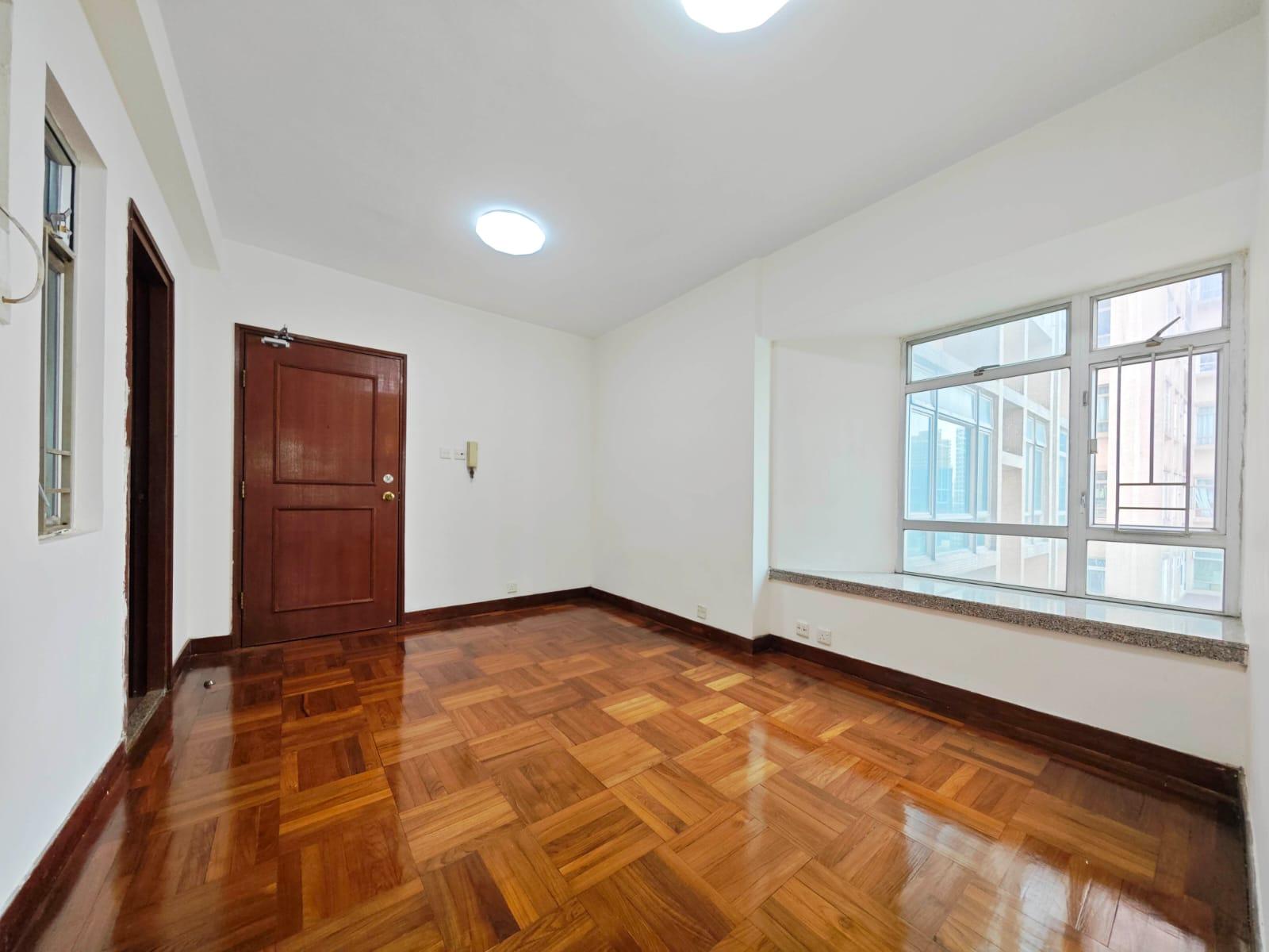 大廳開則寬敞,易於擺放傢具。(代理提供)