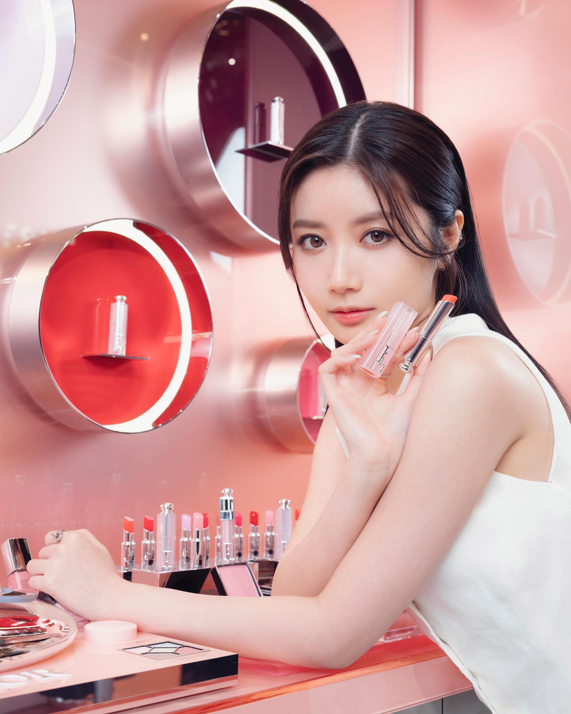 Dior誘惑煥彩唇色樂園期間限定店備有多個打卡位。