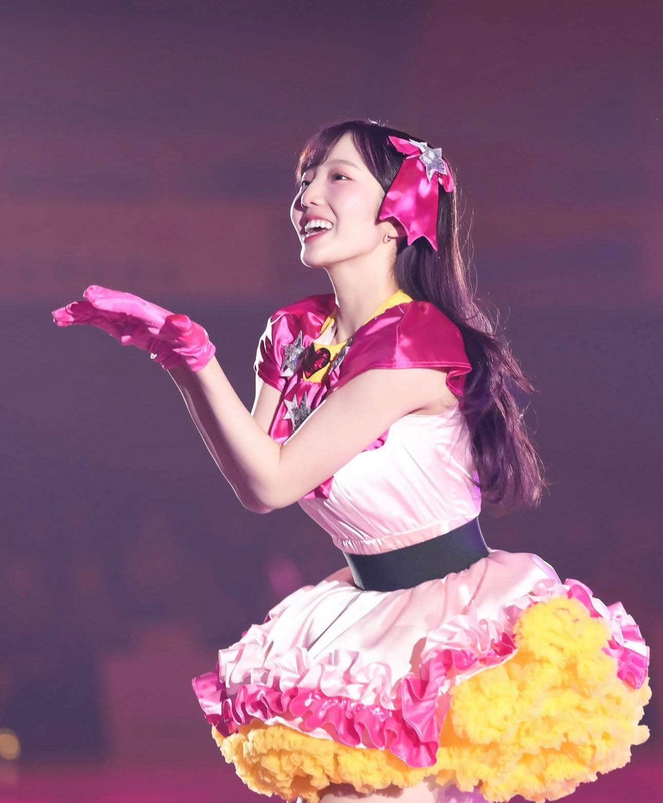 本田真凜化身星野愛表演滑冰引起網民洗版討論。