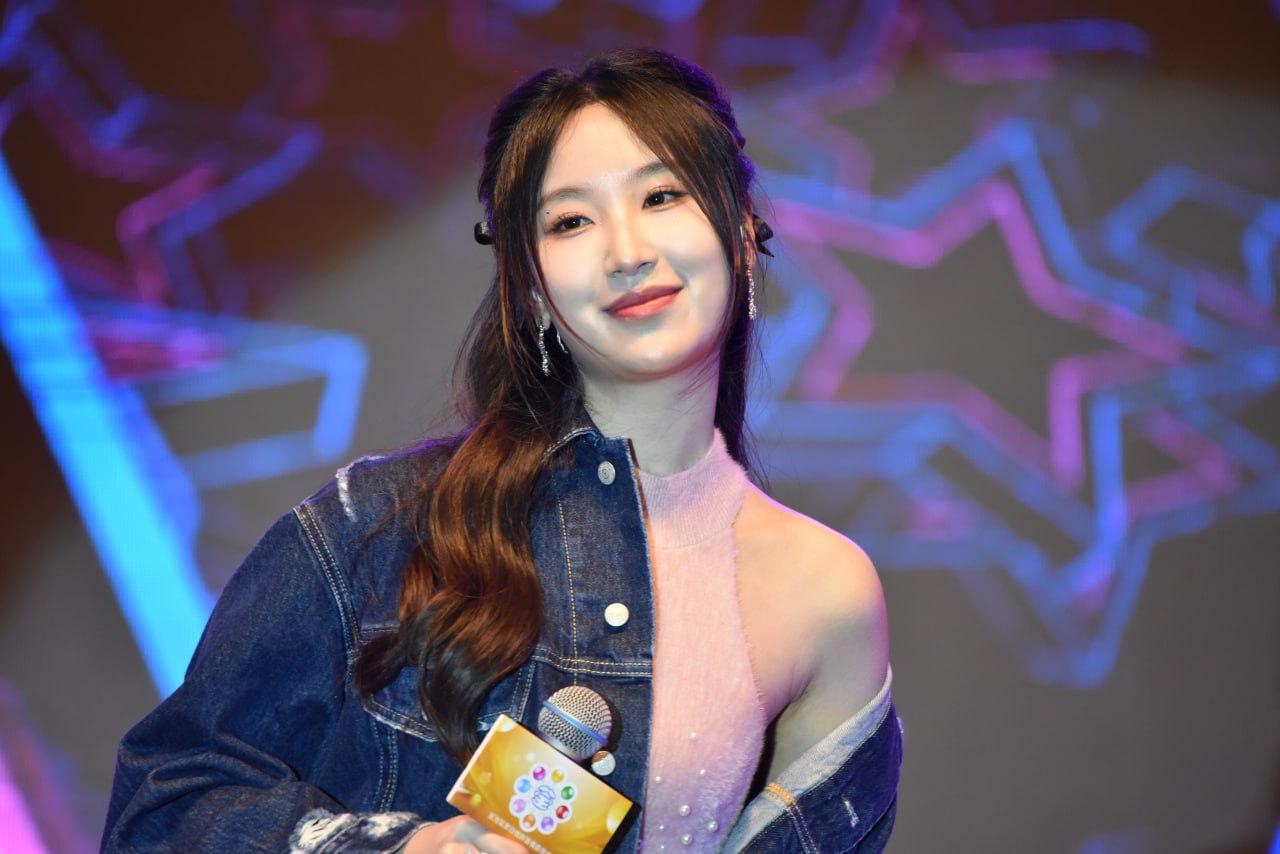 Windy與現場逾萬fans一起倒數。