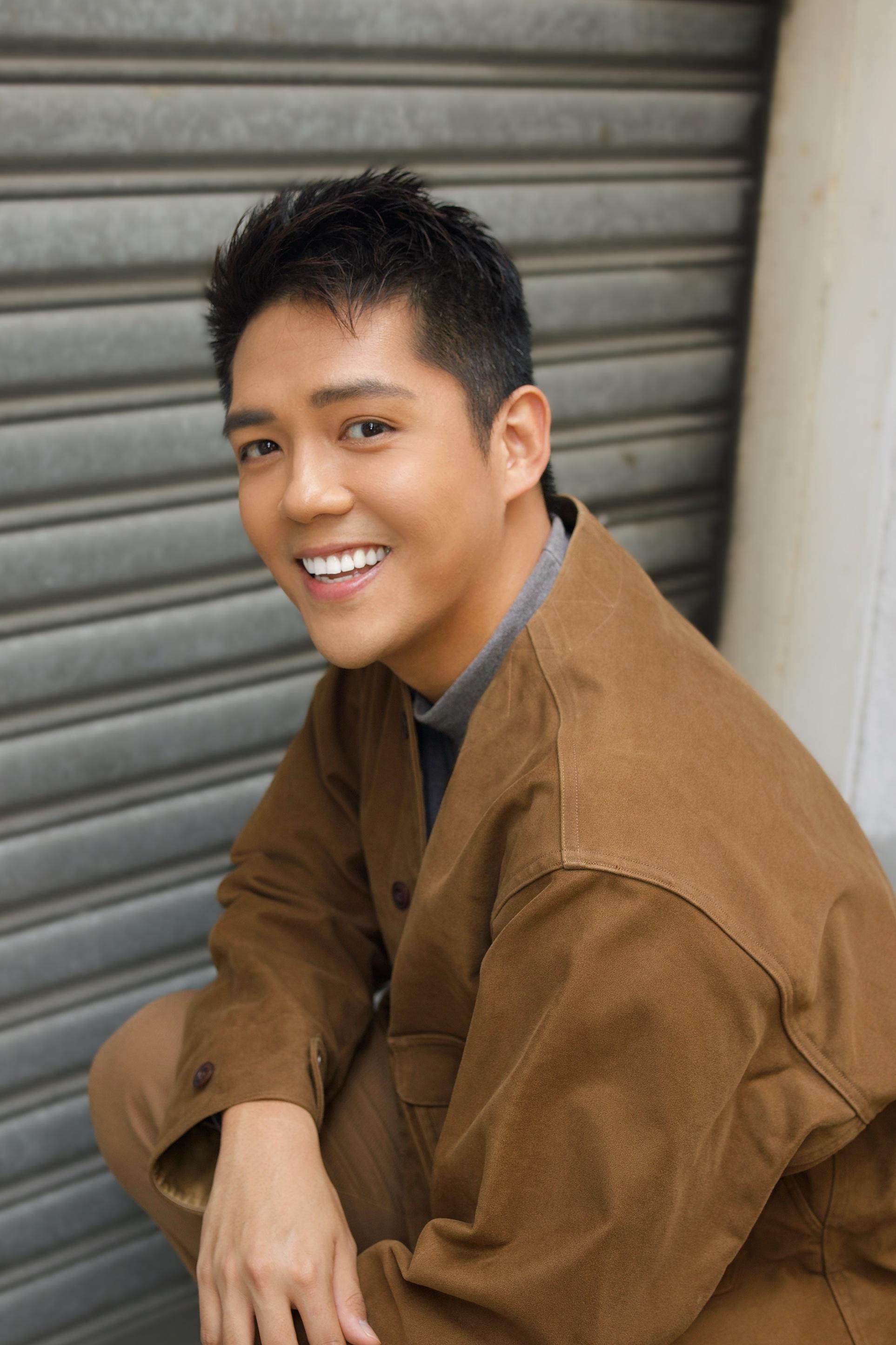 曾參加首屆《全民造星》並躋身20強的范浩賢(Neal),相隔6年正式出道。