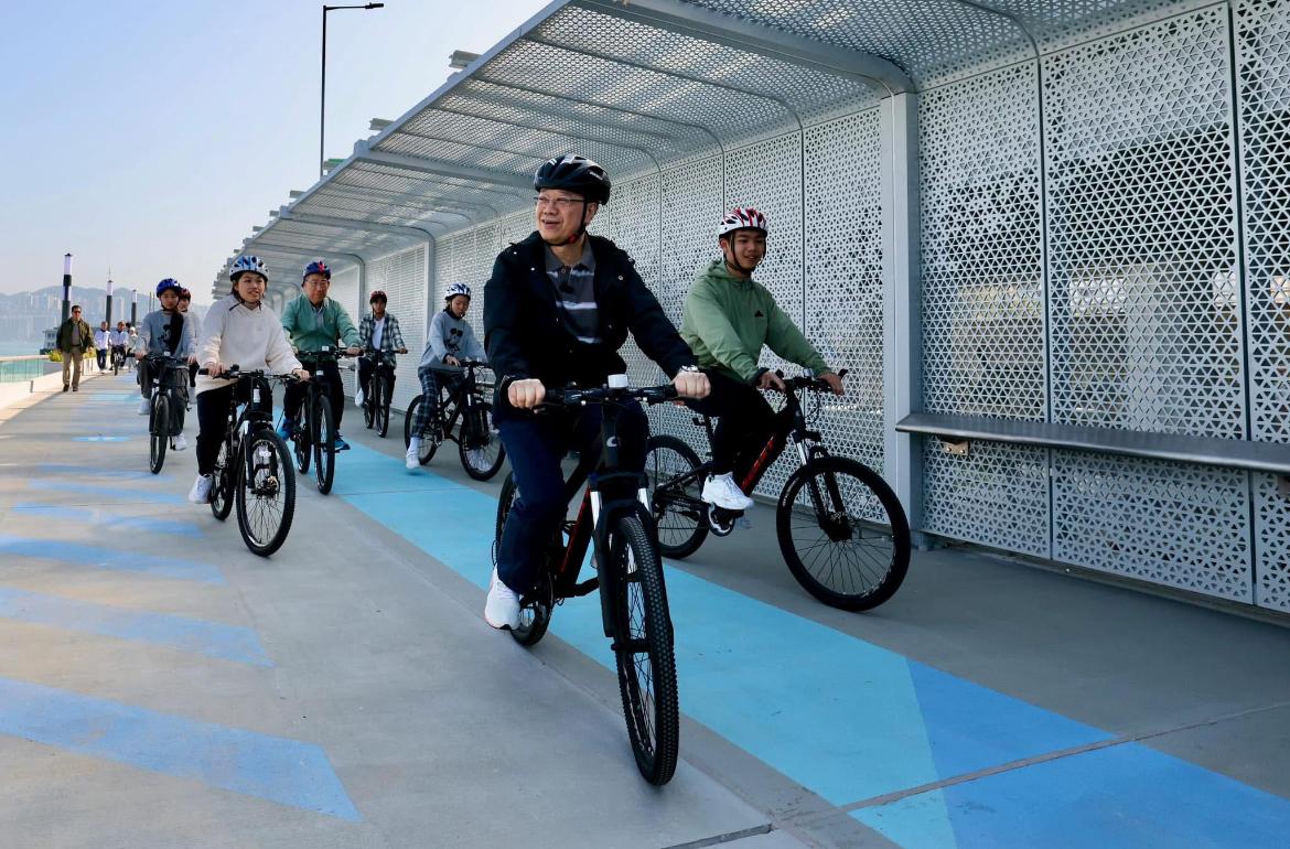 Ray Online|李家超北角視察 試食外傭家鄉小食