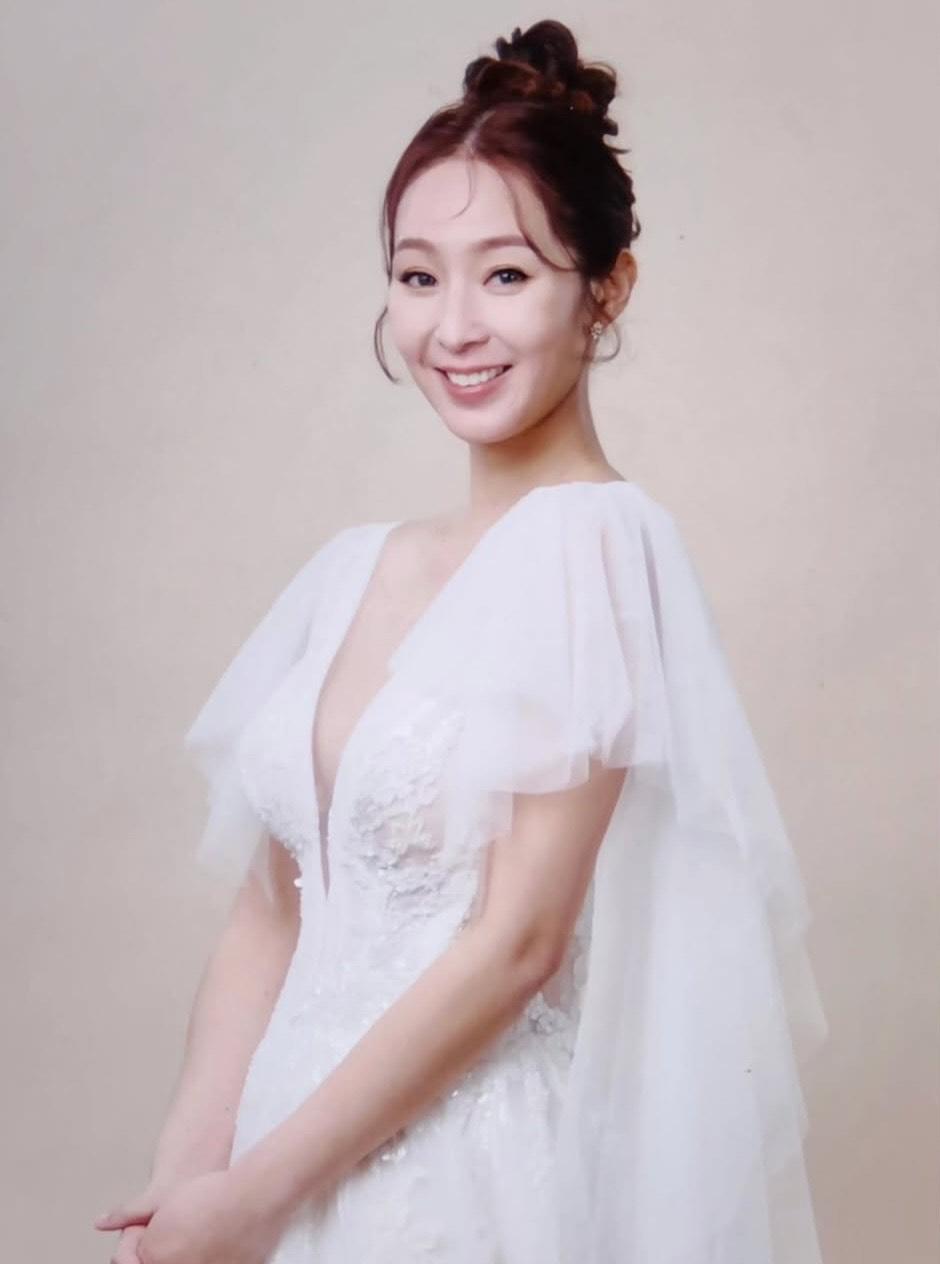 阿七就在社交網宣布離開合作9年的TVB。