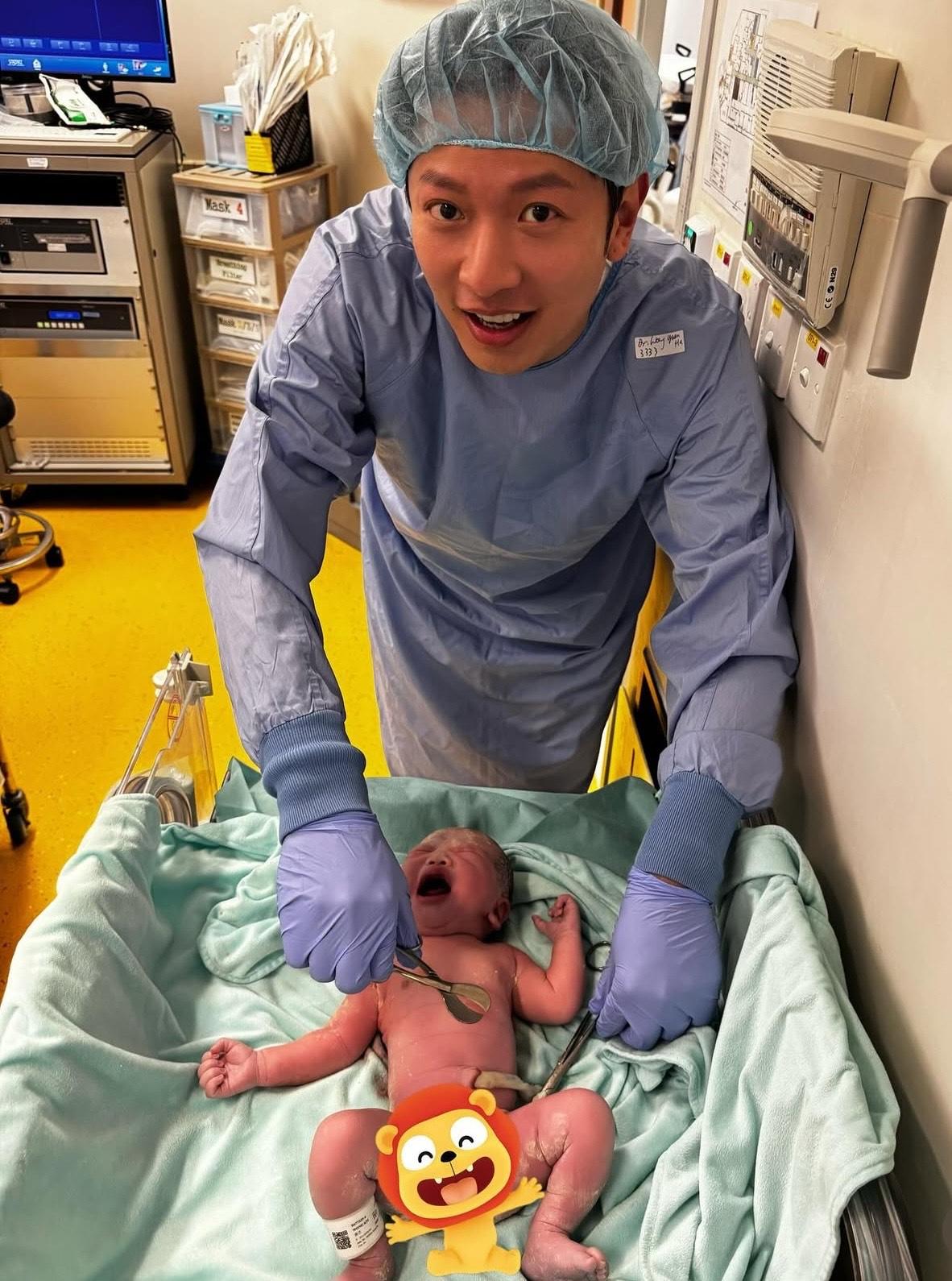 高鈞賢囡囡手長腳長似足爸爸。