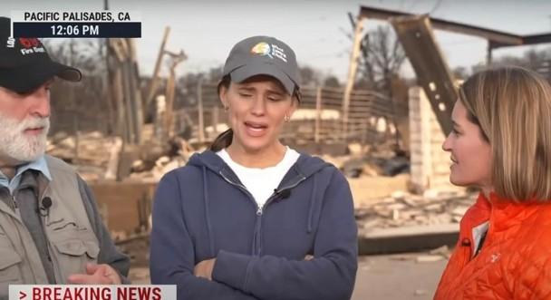 珍妮花嘉納友人葬身火海,於當地心痛受訪。