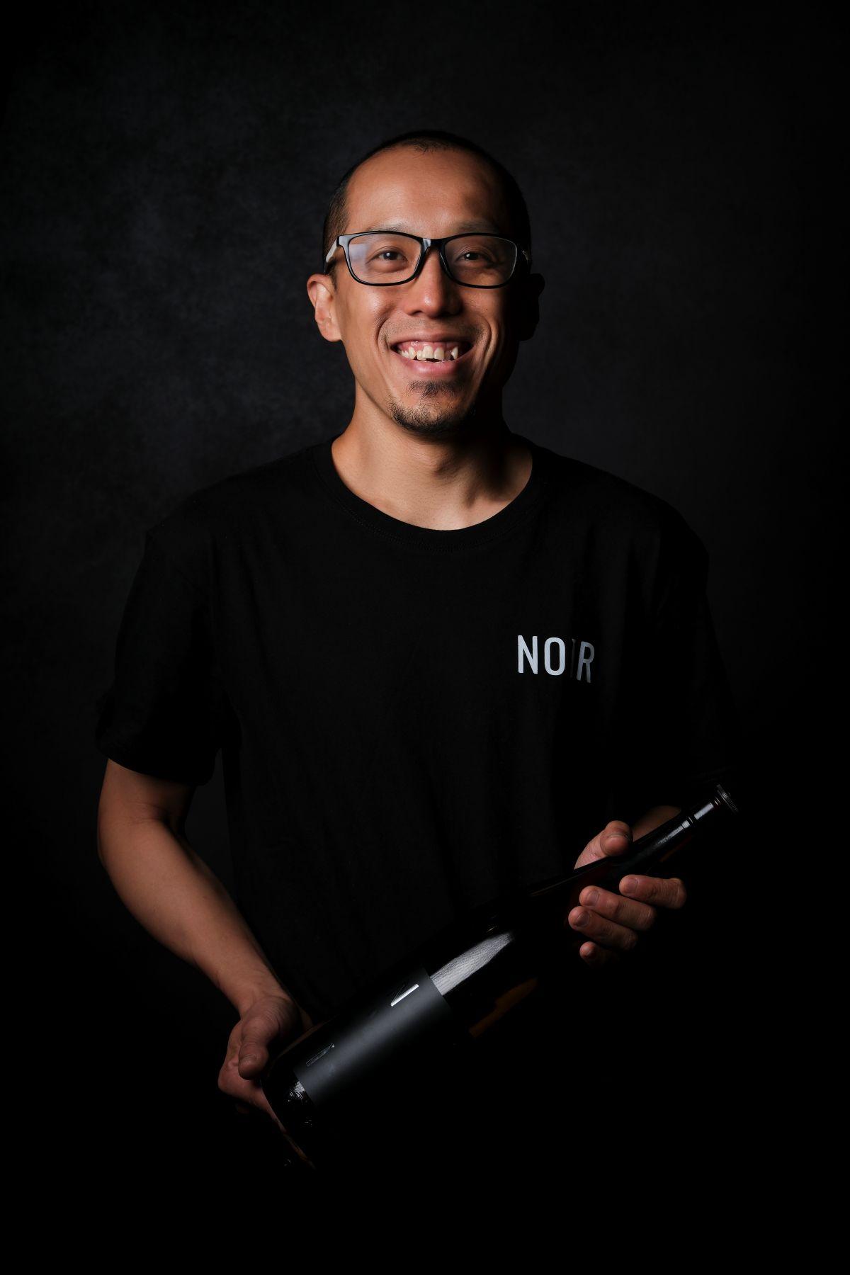 主廚Keith Leung把累積超過15年的烹飪經驗帶來酒館,精挑時令食材結合大膽創意創作菜式。