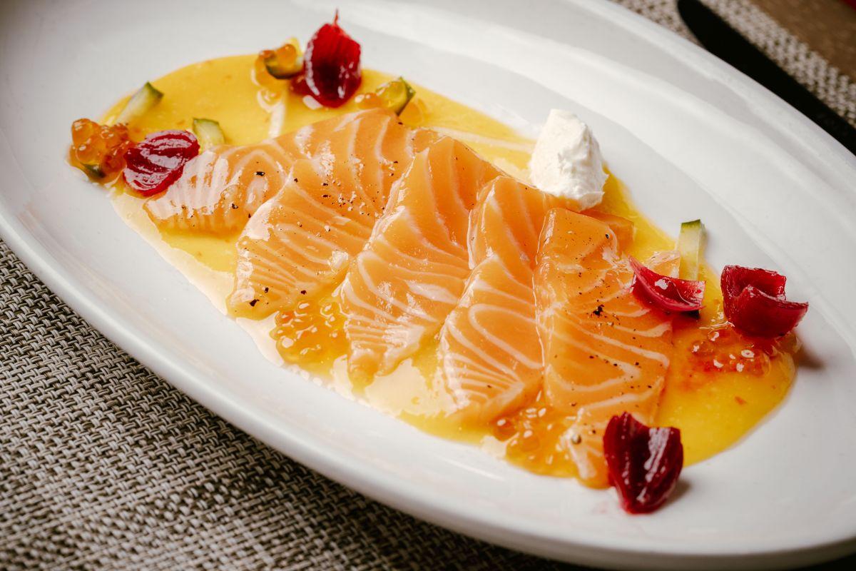 帝王三文魚生魚片$195