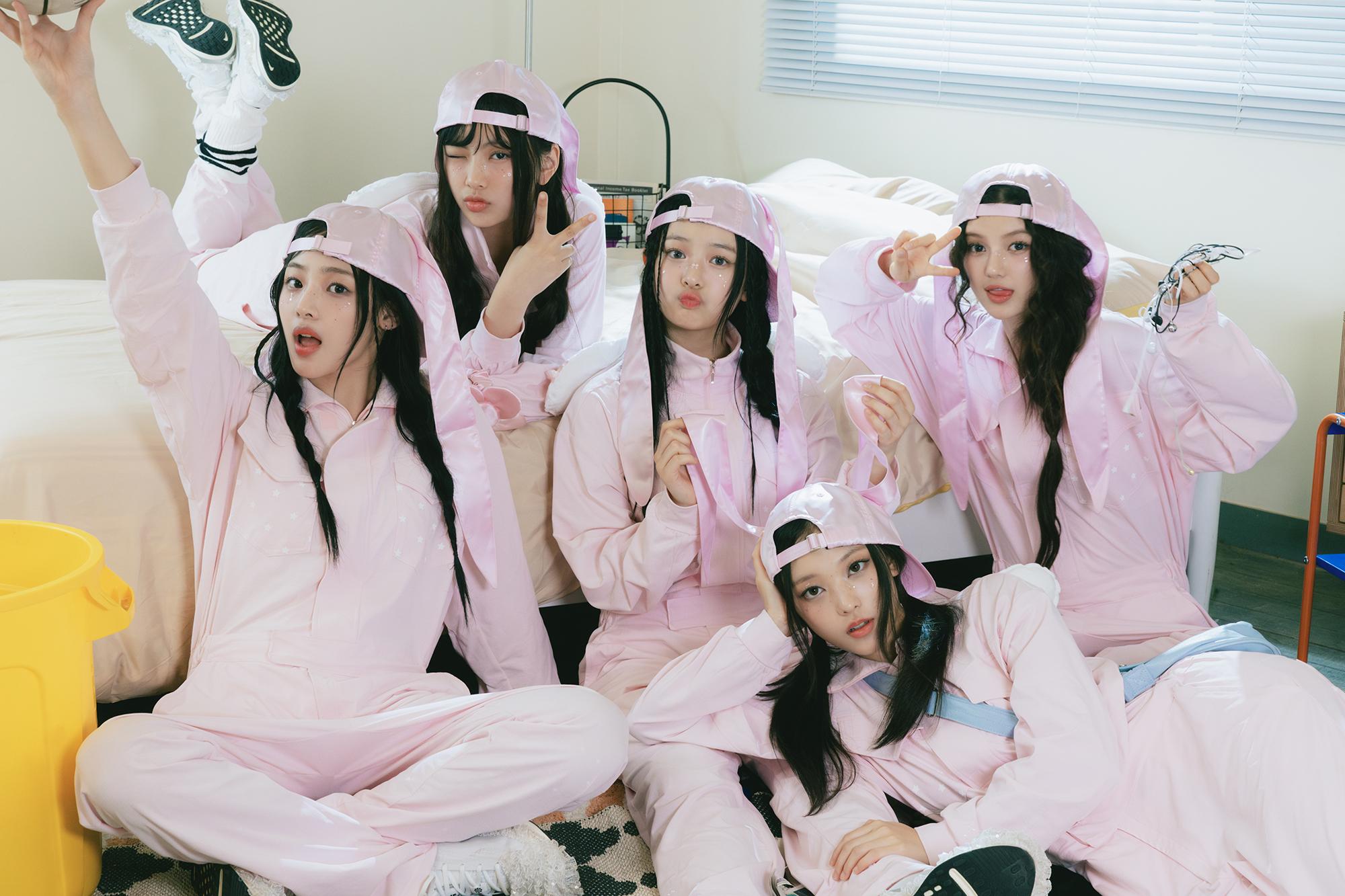 NewJeans公開徵集新團名,有fans建議她們改為Bunnies,fans暱稱改叫NewJeans。