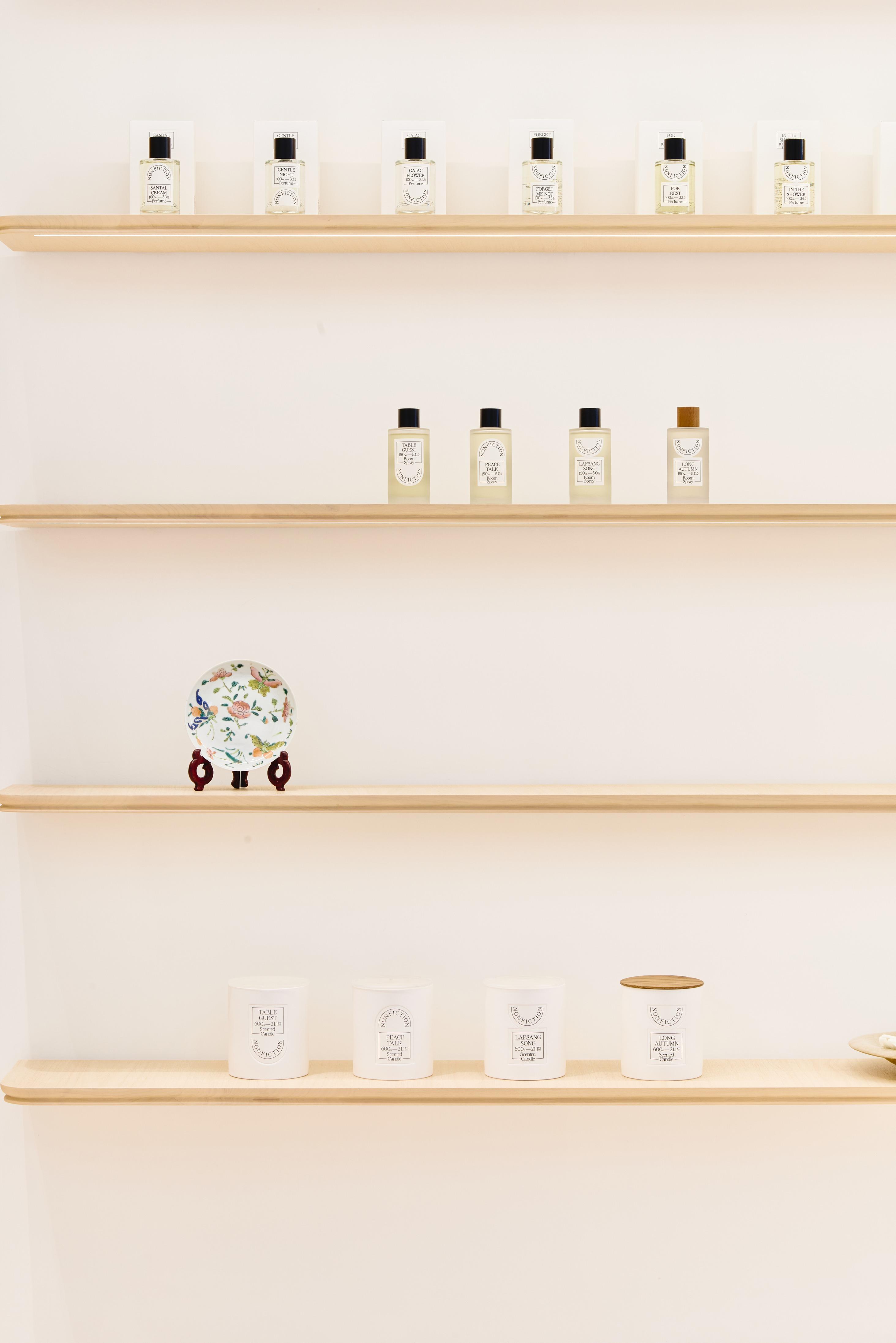 NONFICTION首間品牌旗艦店,日前在香港中環荷李活道開幕。