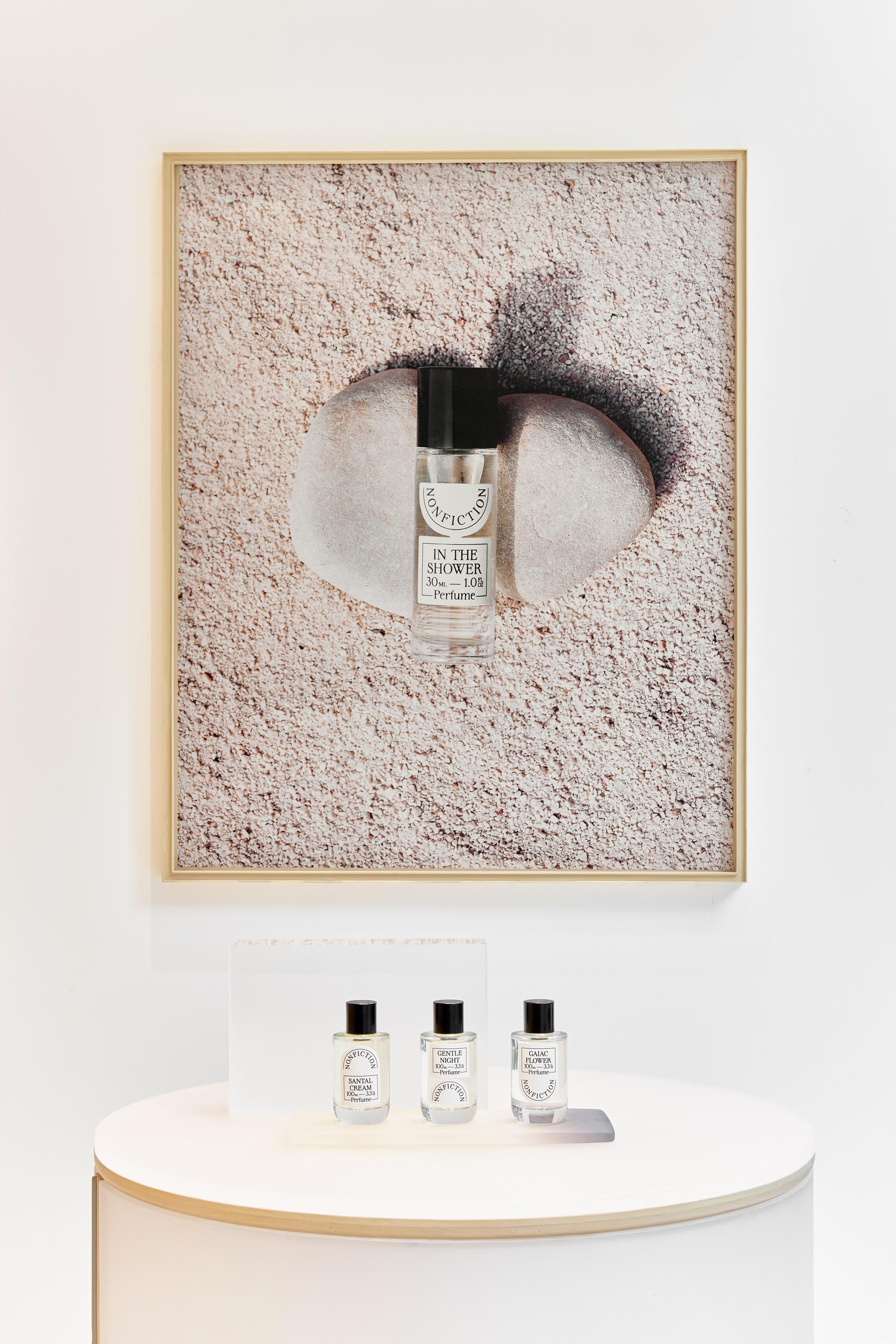 NONFICTION首間品牌旗艦店,日前在香港中環荷李活道開幕。