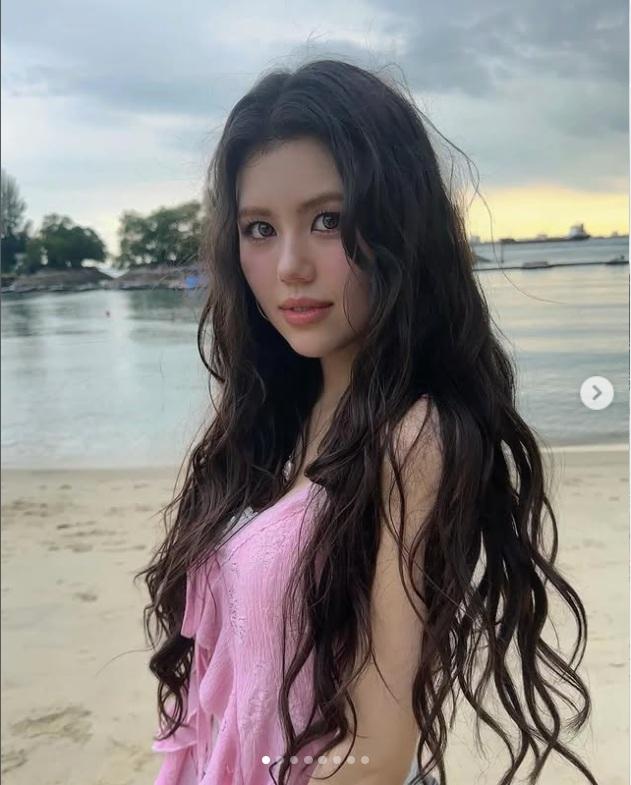 Olivia Marsh將於2月13日推出首張個人迷你專輯《Meanwhile》。