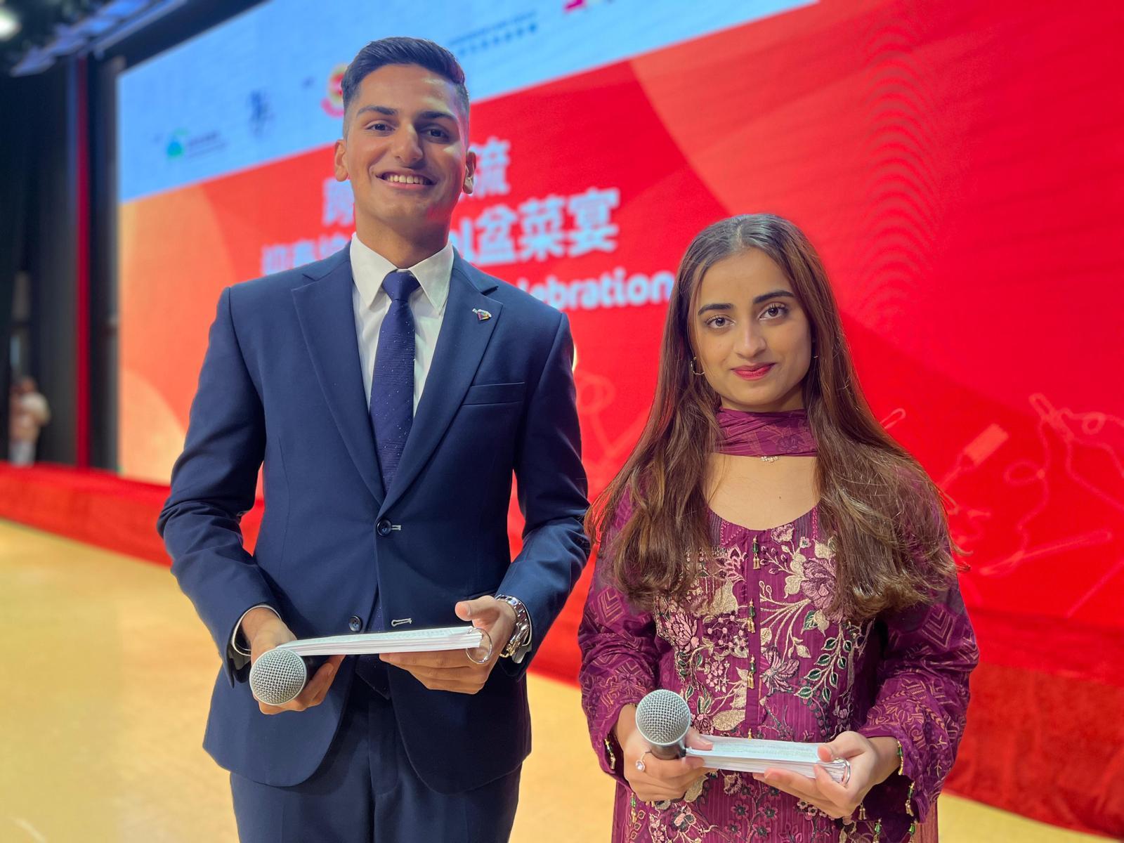 透過「寶石計劃」成為督察的范孝賢 Balal Zaffar,主持盆菜宴的啟動禮,好高興 能透過盆菜宴活動讓更多人認識穆斯林飲食文化。