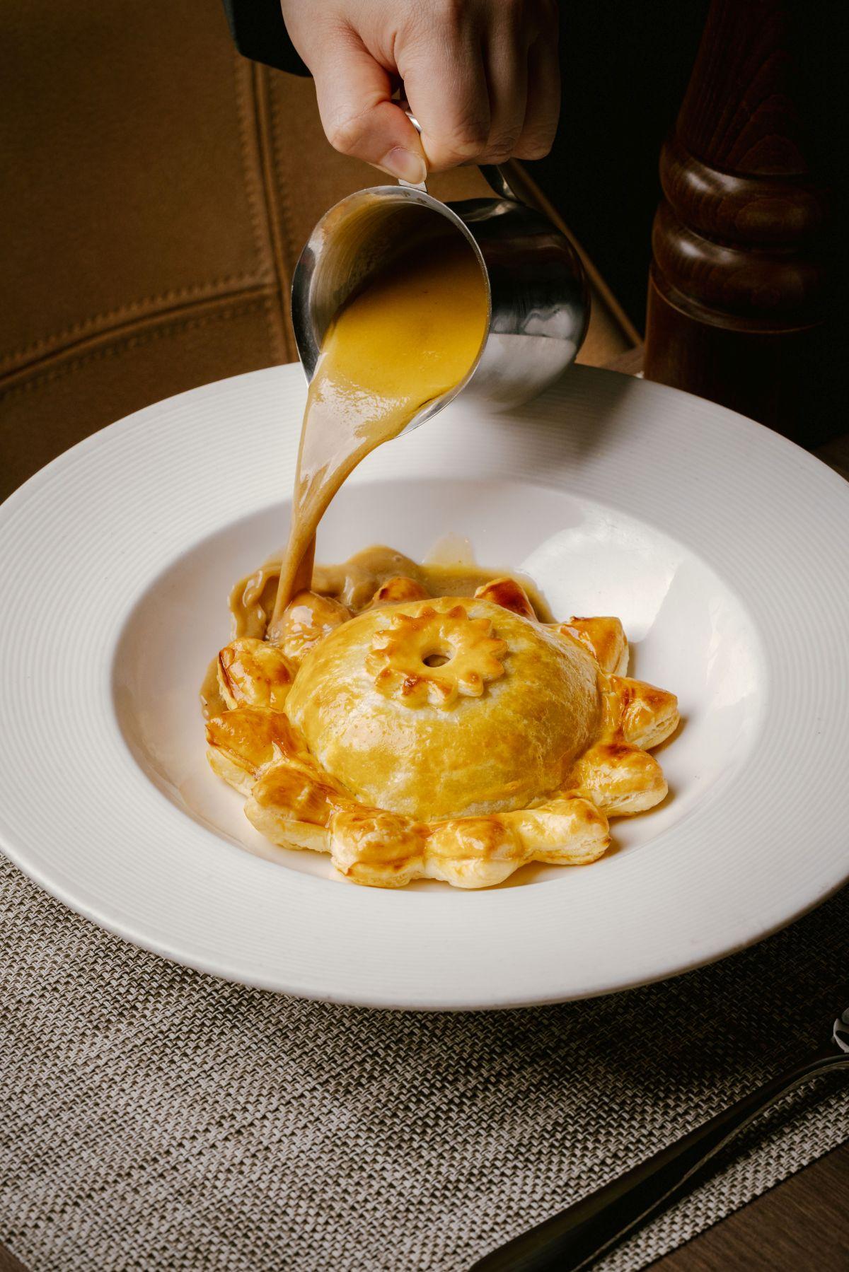 香薯皮蒂維耶酥皮威靈頓 $298