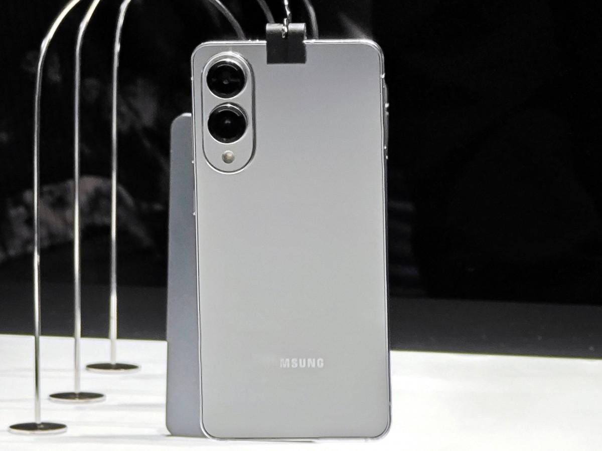 Galaxy S25 Edge 香港版 Samsung Galaxy S25 Edge | Beyond slim | 三星電子HK