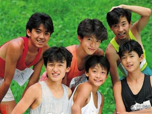 SMAP在1988年成軍,1991年正式出道。