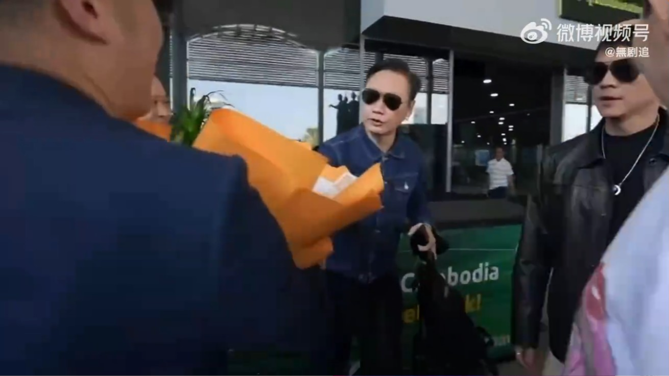 陶大宇、莫家淦到柬埔寨登台,一出機場有專人接機。