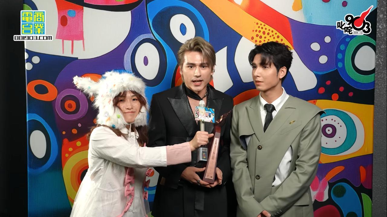 OneUp獲得「叱咤樂壇生力軍組合歌手」銅獎。