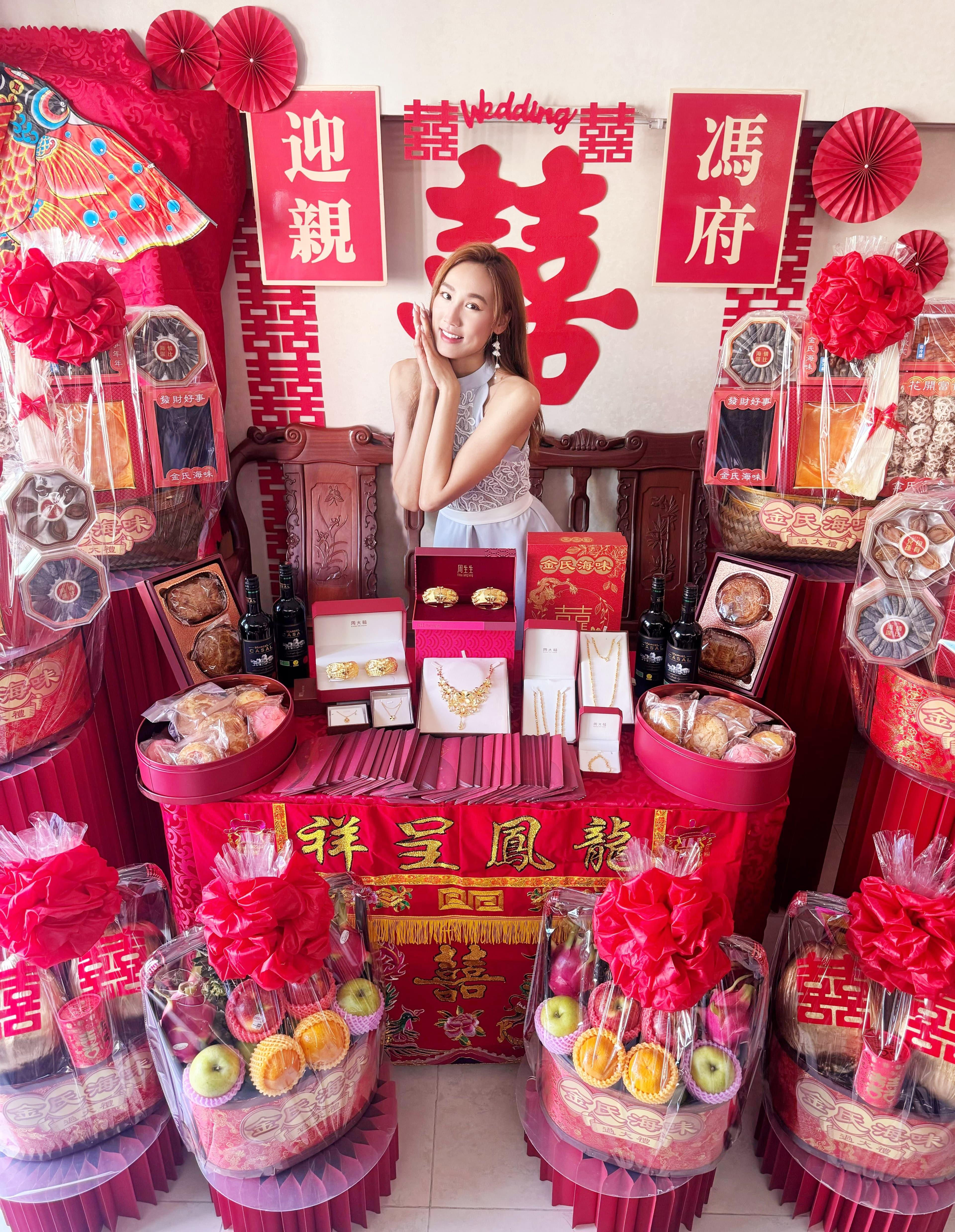 黎寬怡坦言從未試過被如此多禮物包圍,自己也被當場的場面震撼到。