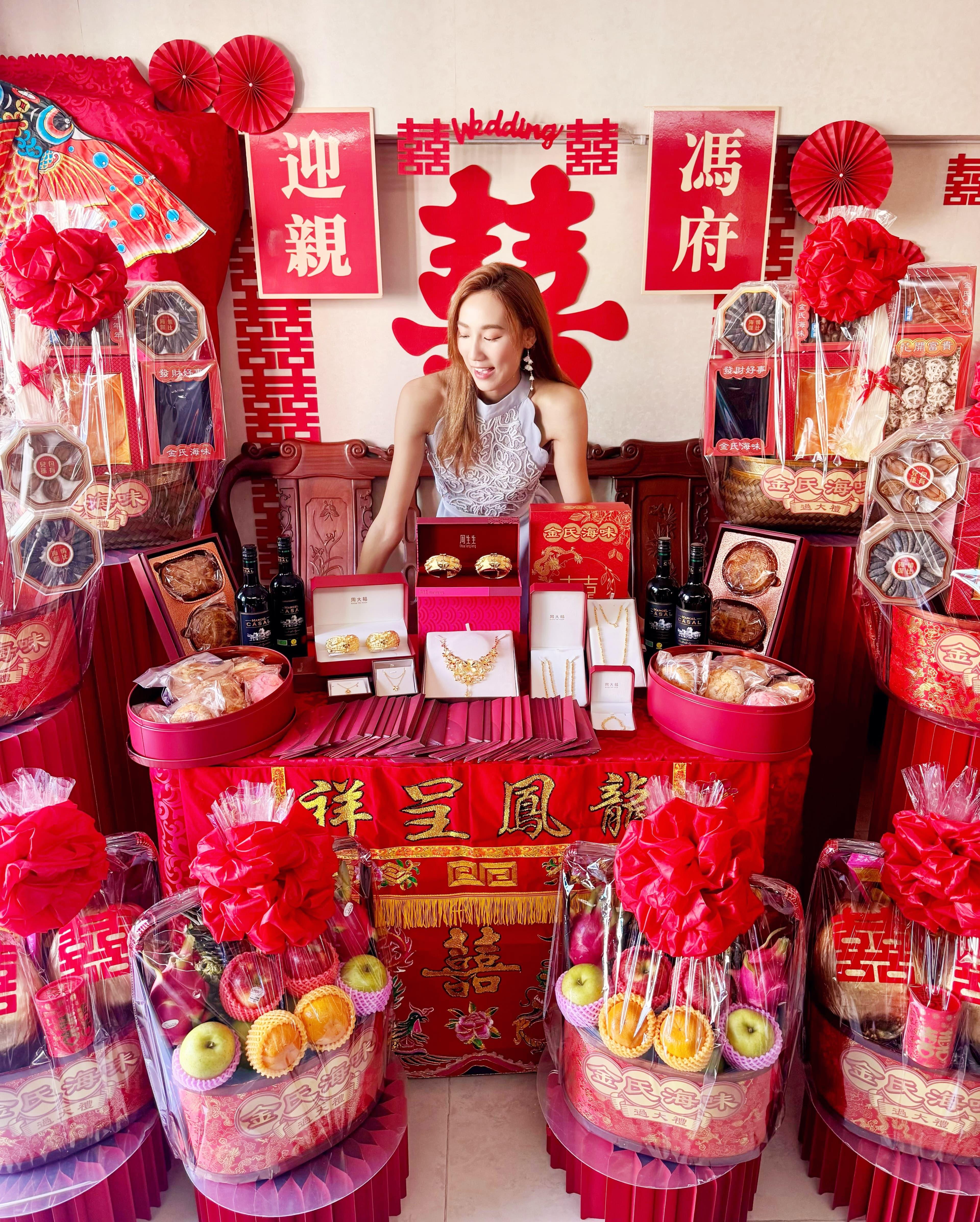 黎寬怡坦言從未試過被如此多禮物包圍,自己也被當場的場面震撼到。