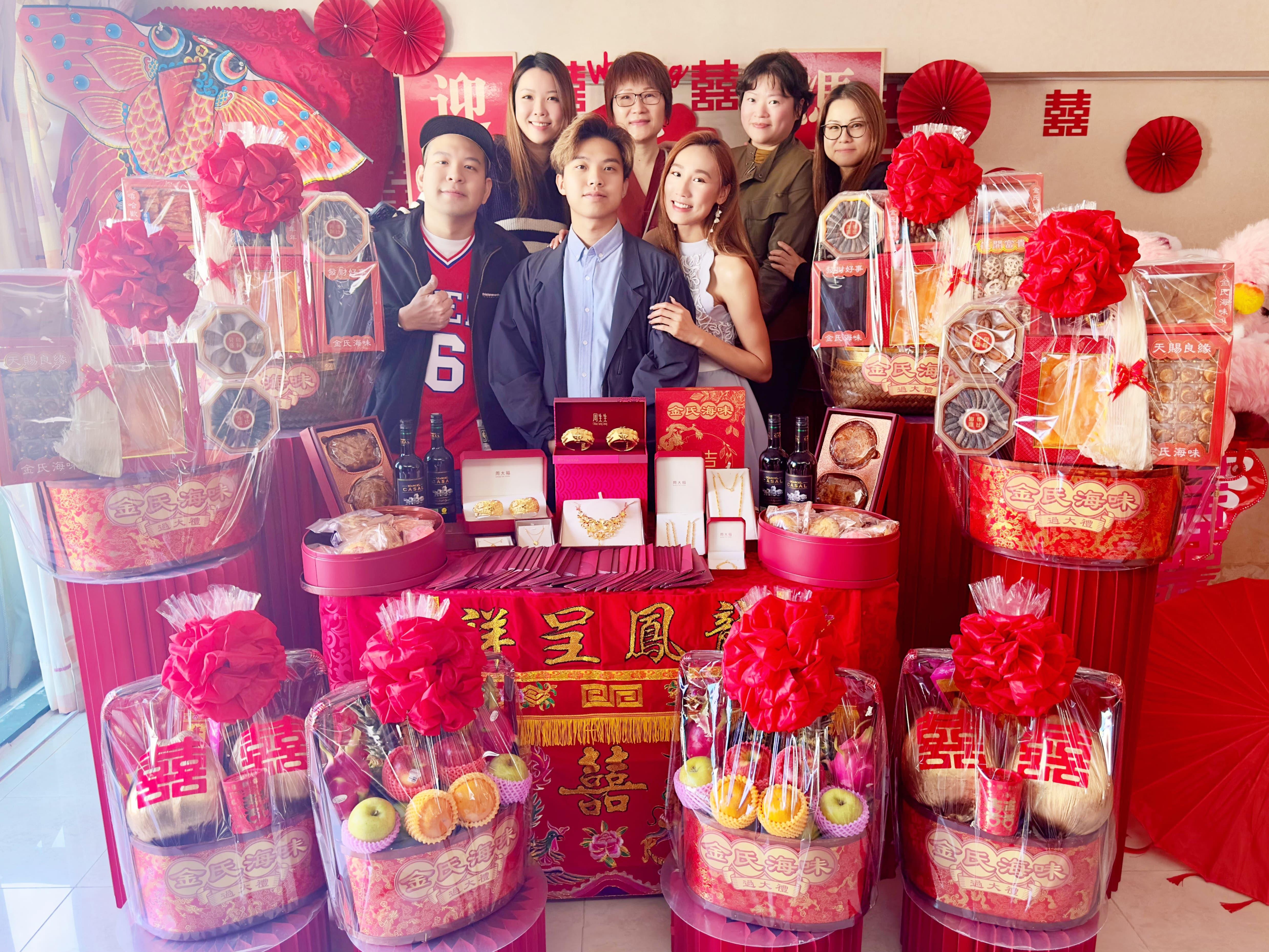 黎寬怡坦言從未試過被如此多禮物包圍,自己也被當場的場面震撼到。