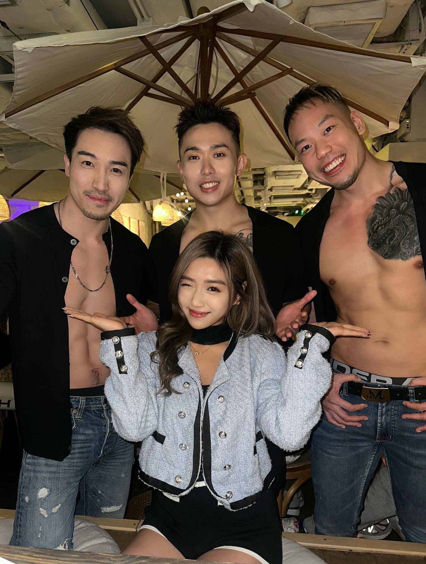 場內有3位猛男侍應大搞氣氛。