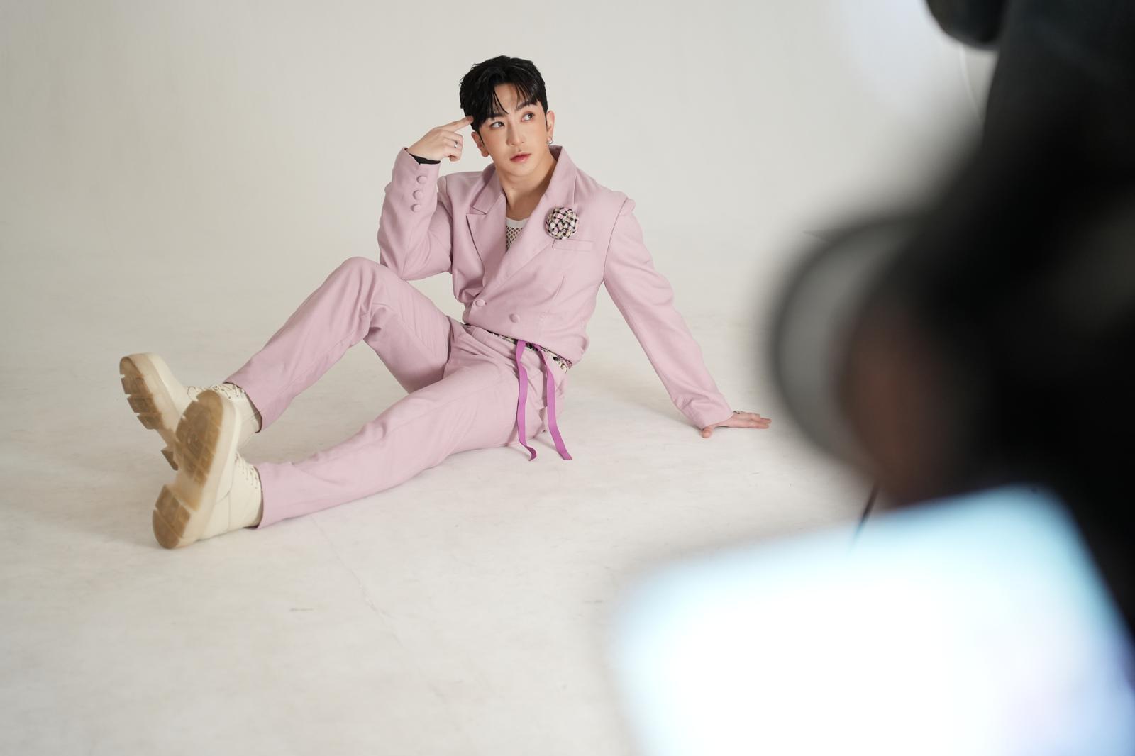 Anson Lo自言不敢與宣美「鬥舞」,同台表演要落足心機練舞。