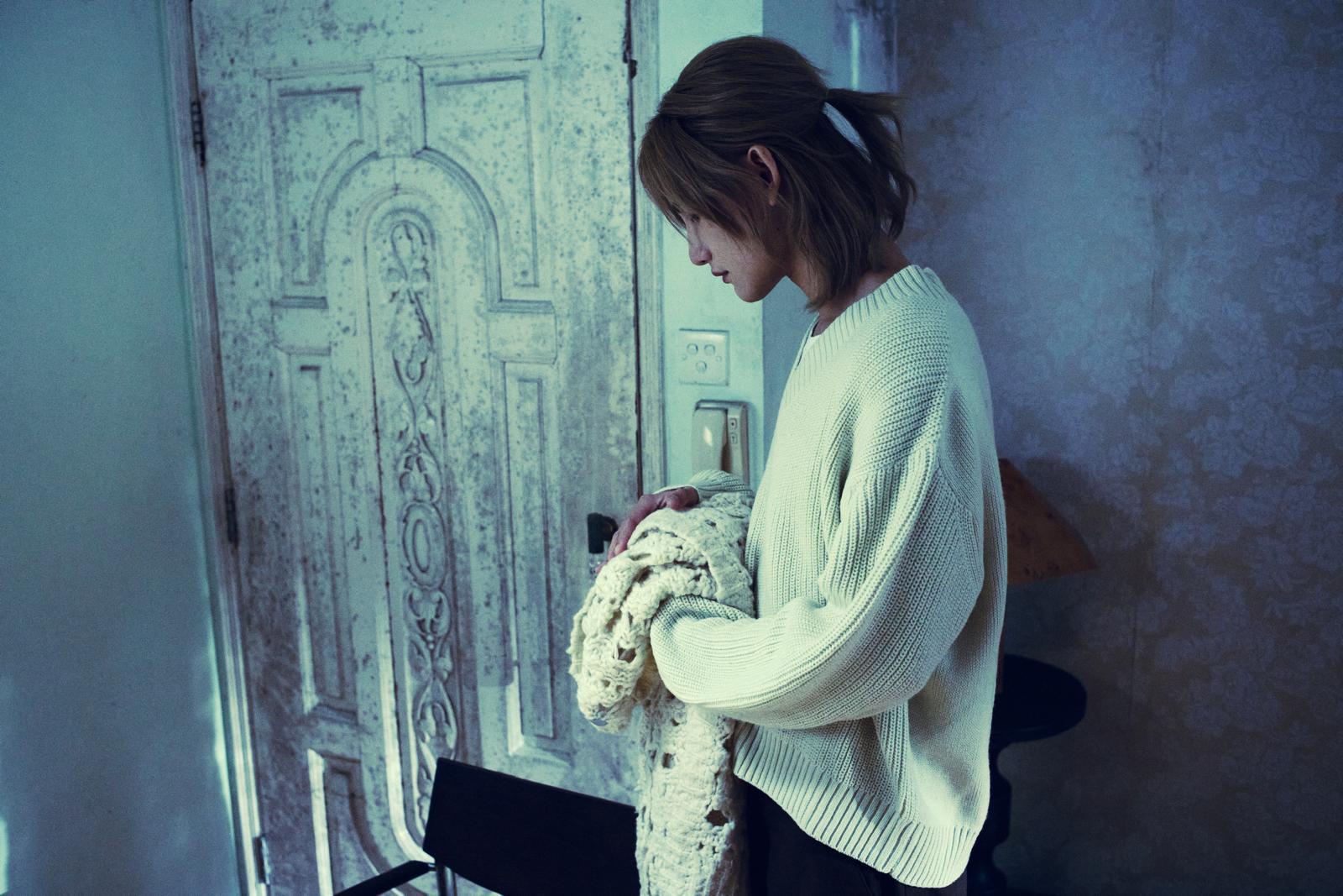 李駿傑Jeremy特地看愛情電影及劇集,從中取經拍新歌《活》的虐心MV。