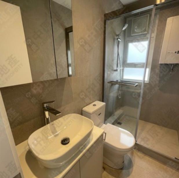 單位浴室為明廁,裝修新淨企理。(代理提供)