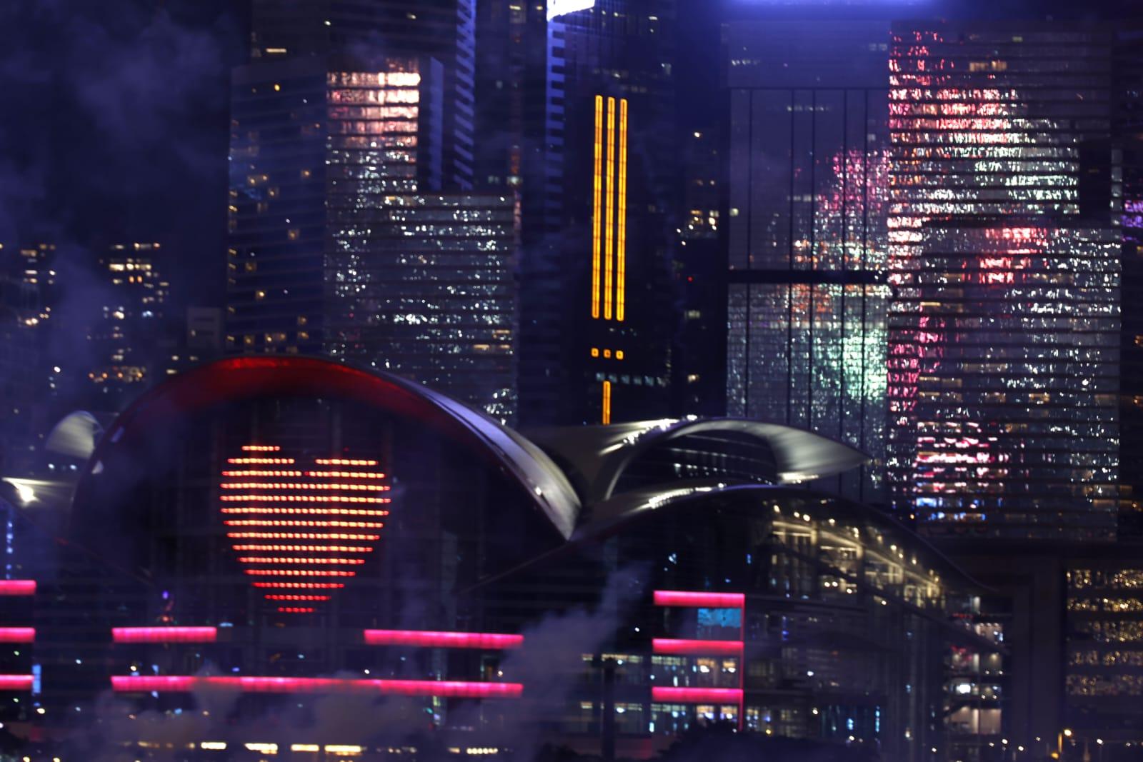 會展新翼的外牆展示圖案。(林俊源攝)