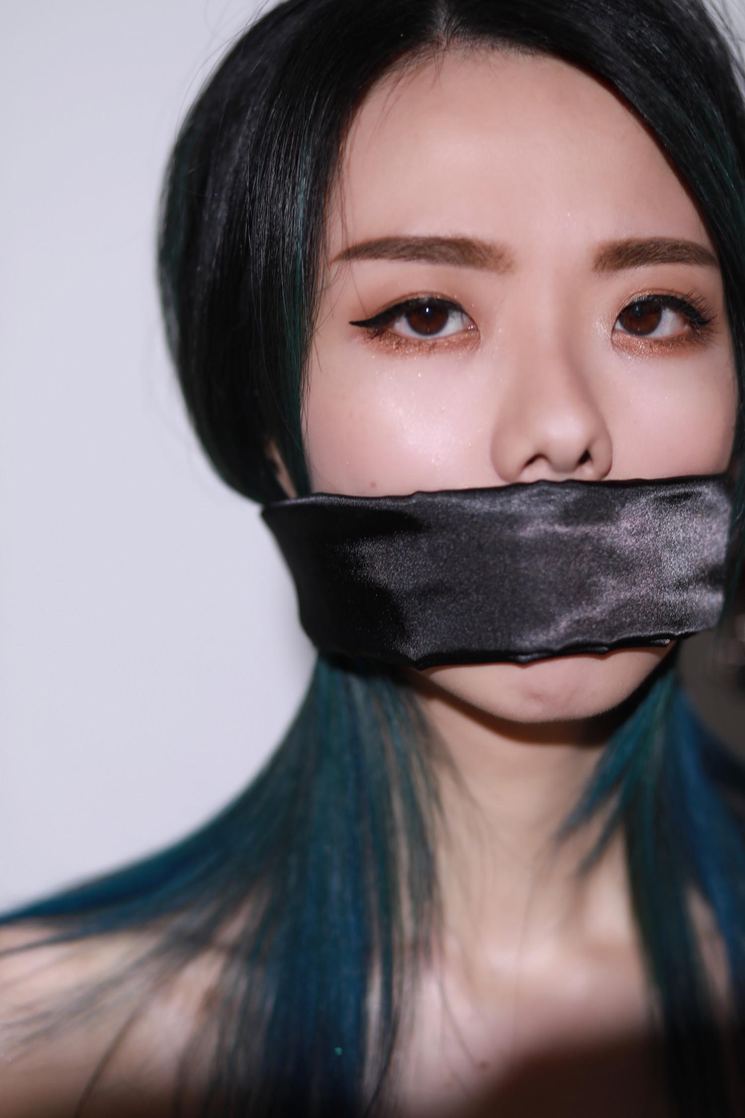 J.Arie推出《Perfectly Guilty》時,因大膽的作風引來一陣騷動。