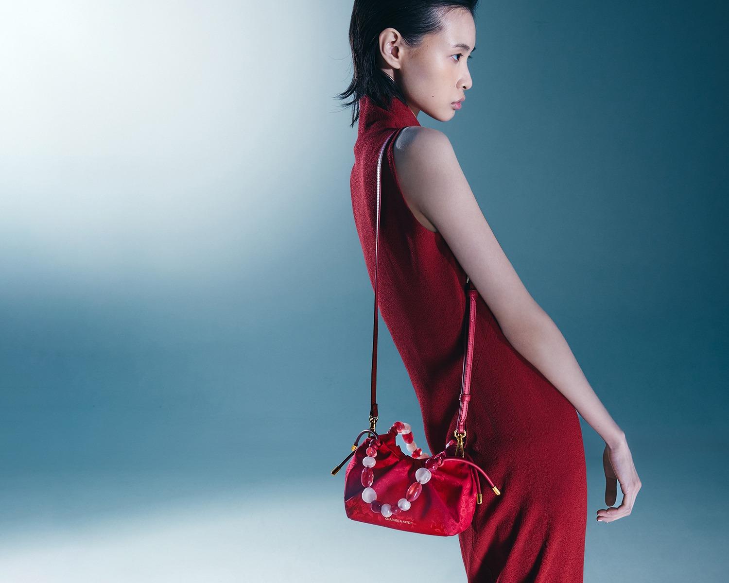 蛇年新年穿搭|CHARLES & KEITH 新春系列