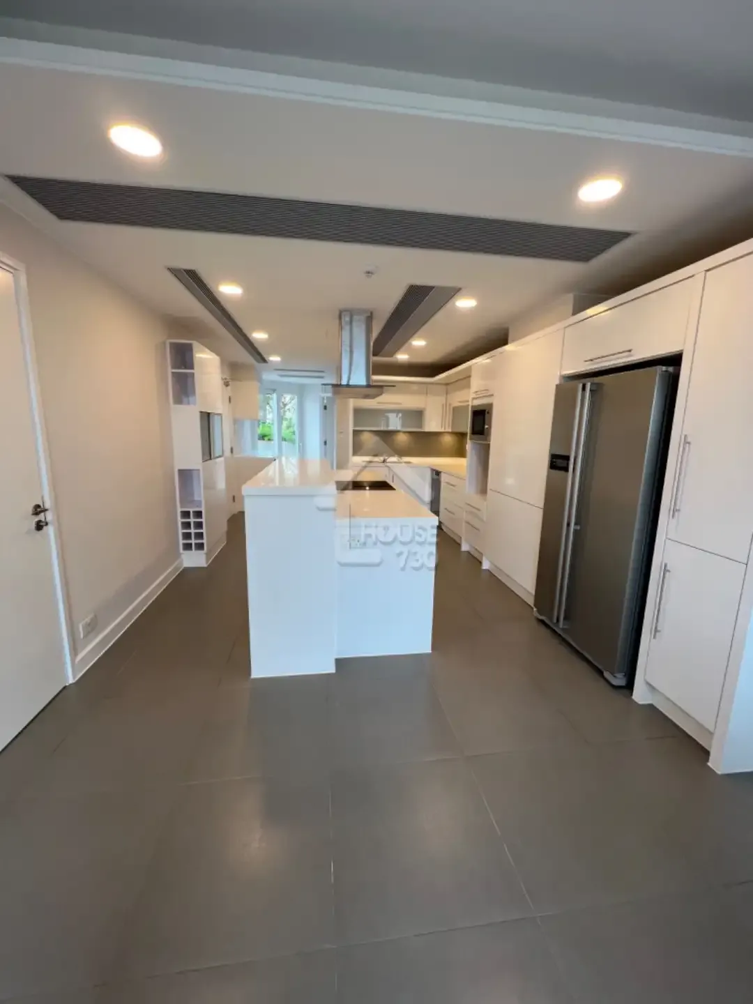 五索入住的山頂大宅應該只屬租住性質。(house730網站圖片)